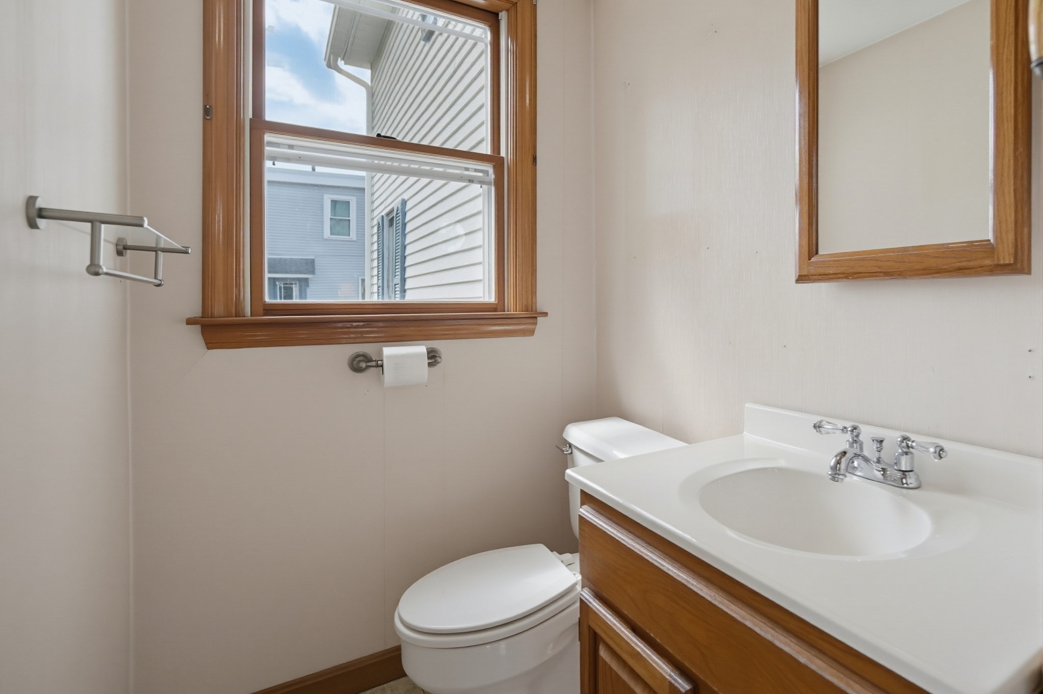 101 Fisher St Property Photo 13