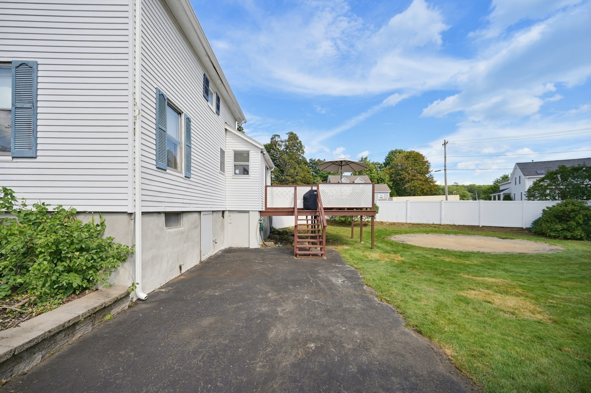 101 Fisher St Property Photo 25