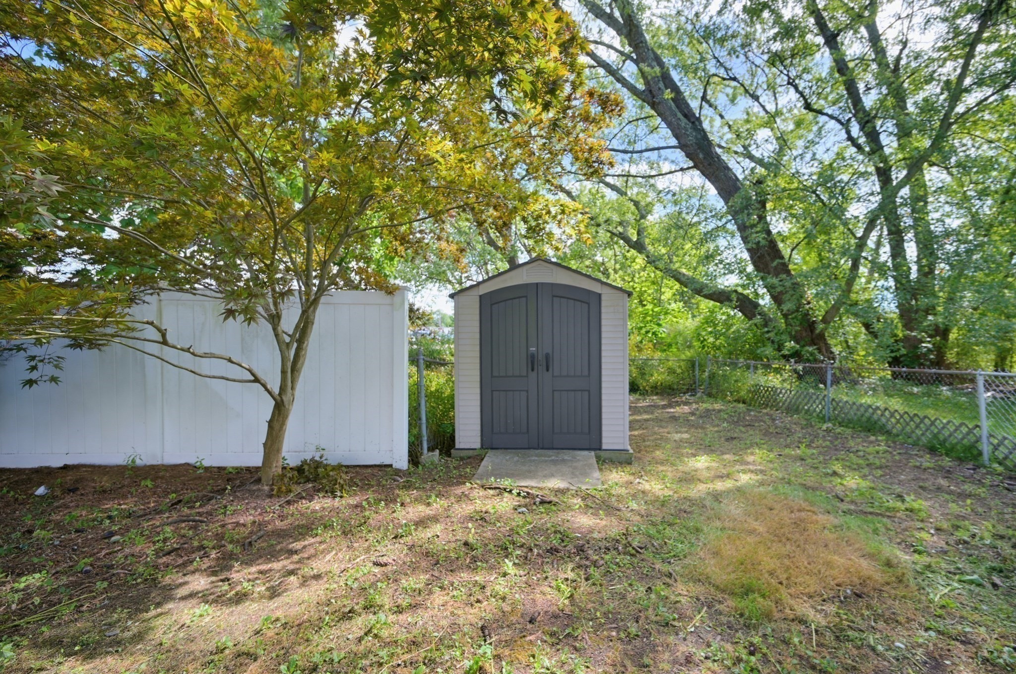 101 Fisher St Property Photo 27