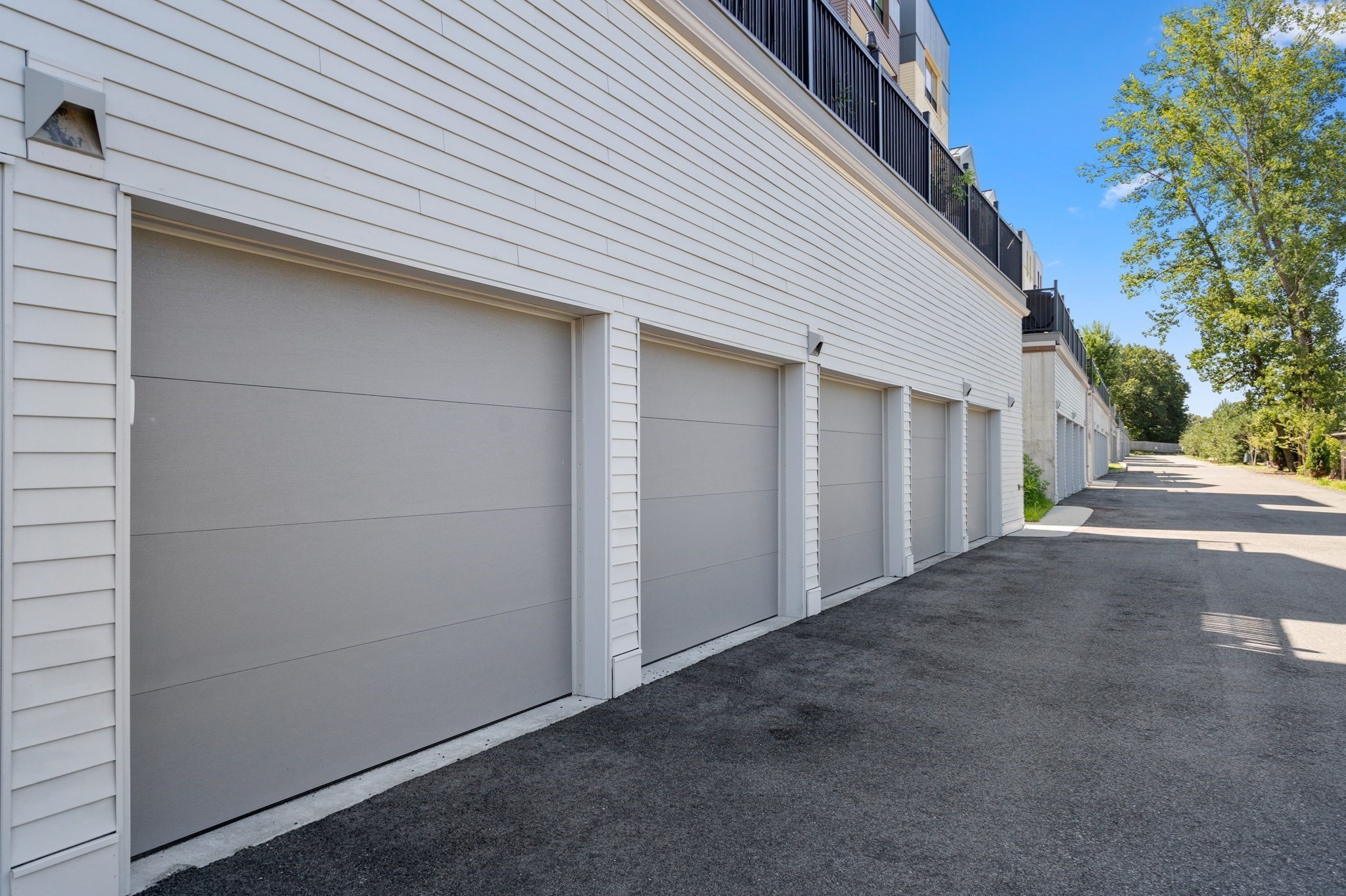 127 Hyde Park # A Property Photo 3