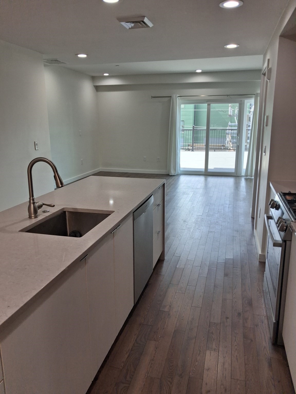 127 Hyde Park # A Property Photo 5