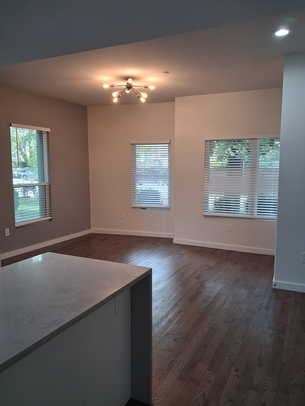 127 Hyde Park # A Property Photo 6