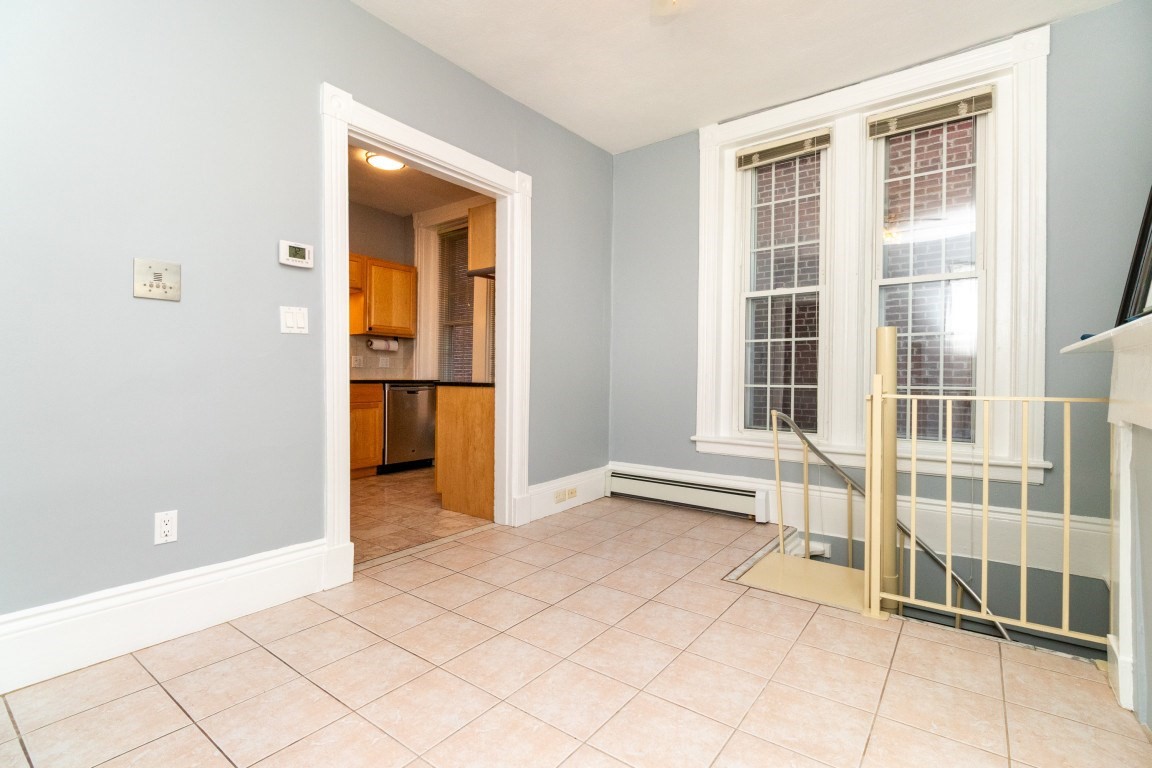 35 Chestnut St # 2 Property Photo 4