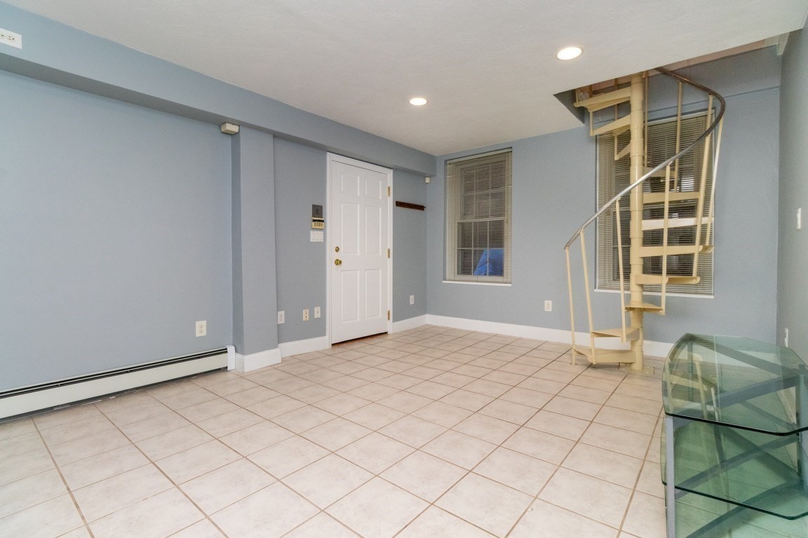 35 Chestnut St # 2 Property Photo 18