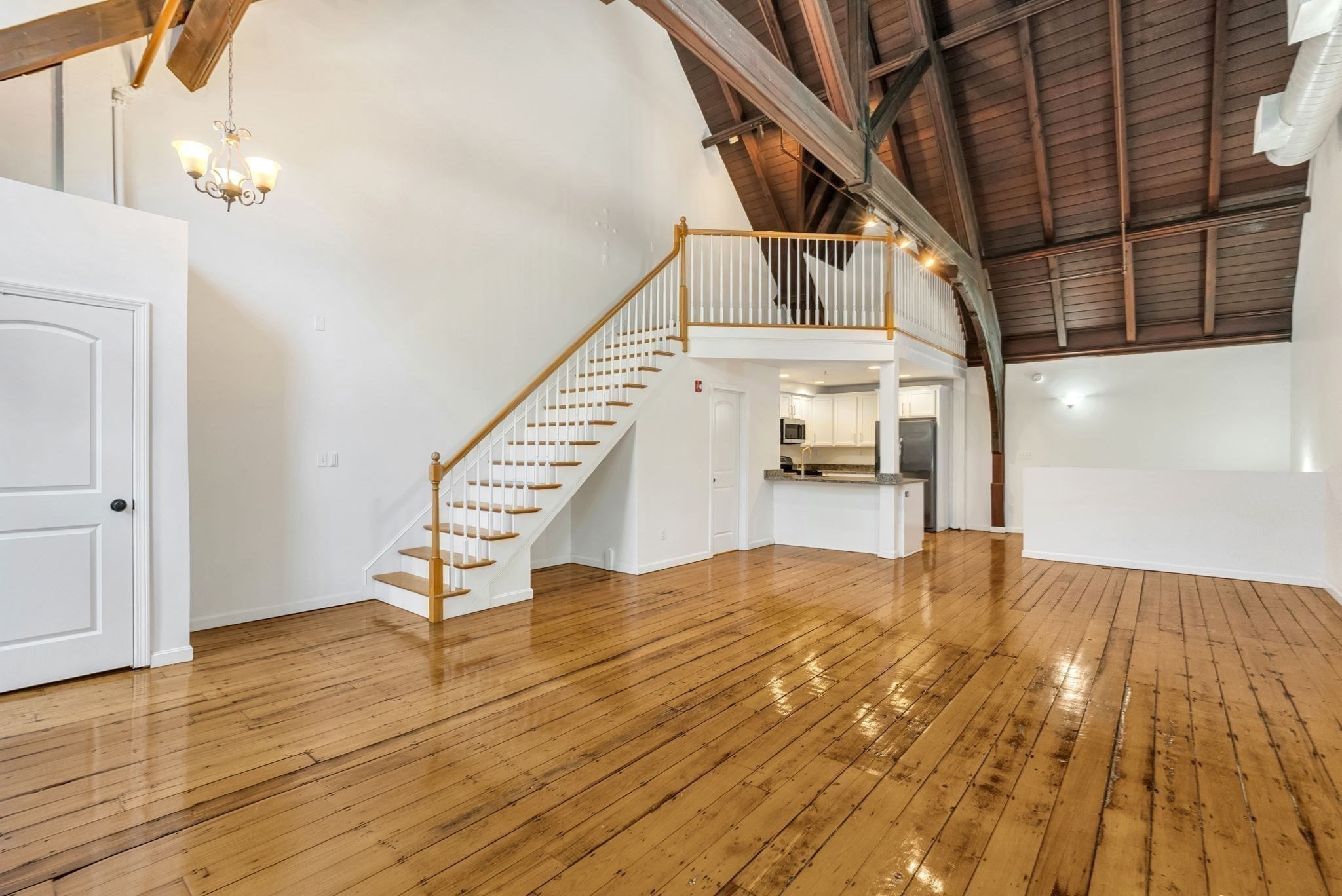 157 Beale Street # 2 Property Photo 8