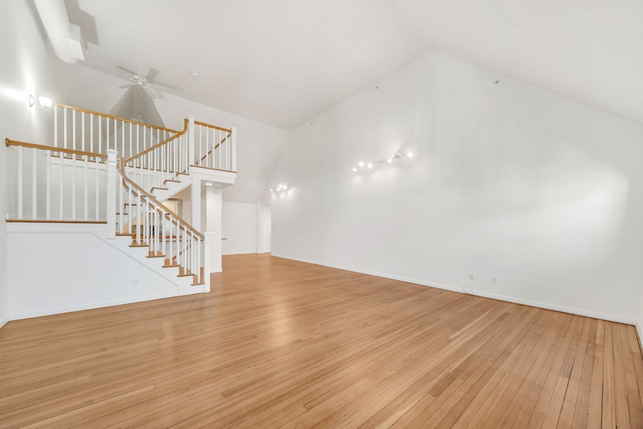 157 Beale Street # 5 Property Photo 19
