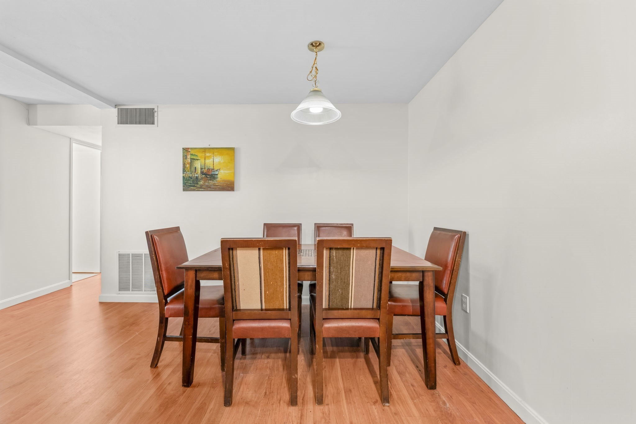 8 Post Oak Ln # 20 Property Photo 17