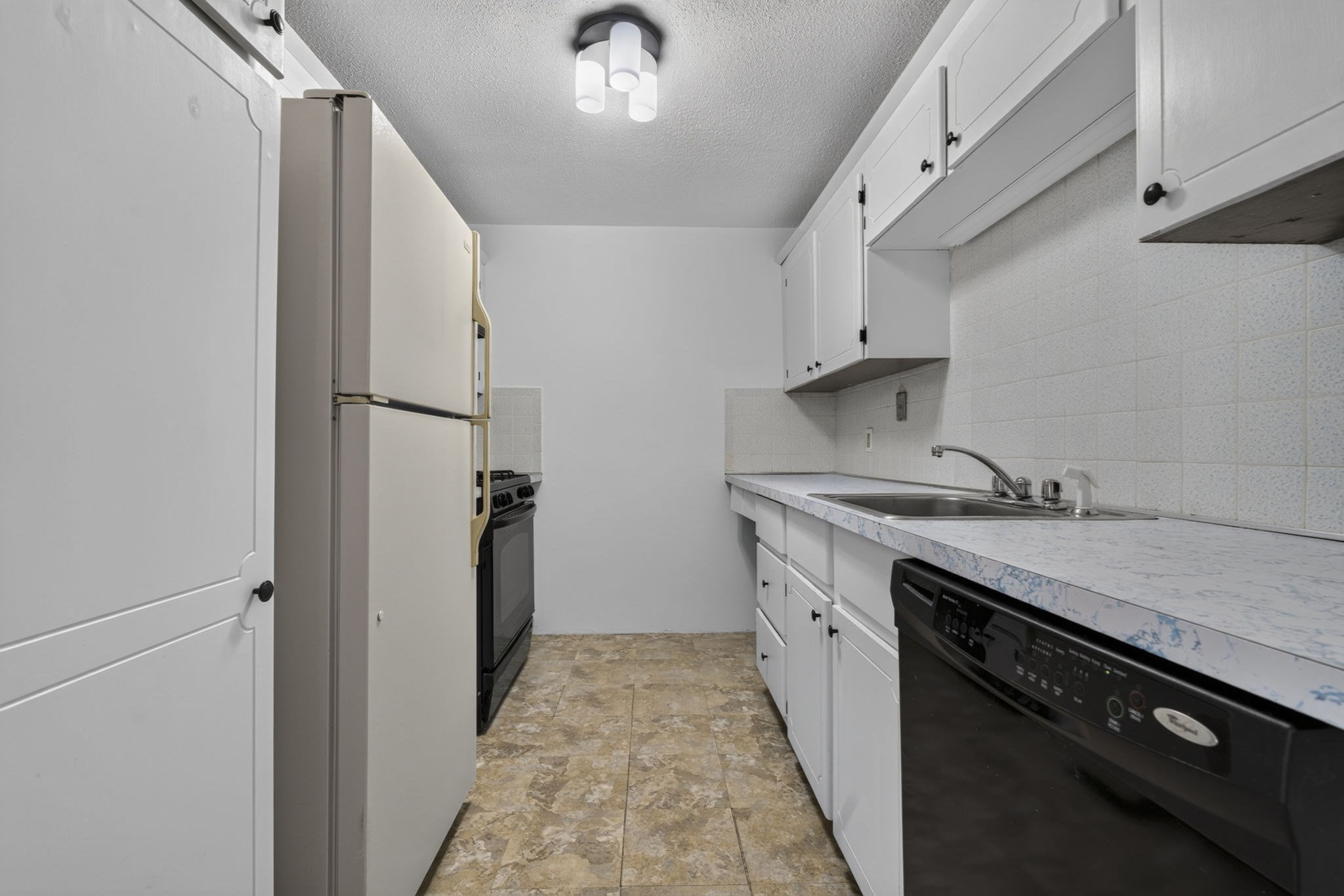2 Greenbriar Drive # 108 Property Photo 12