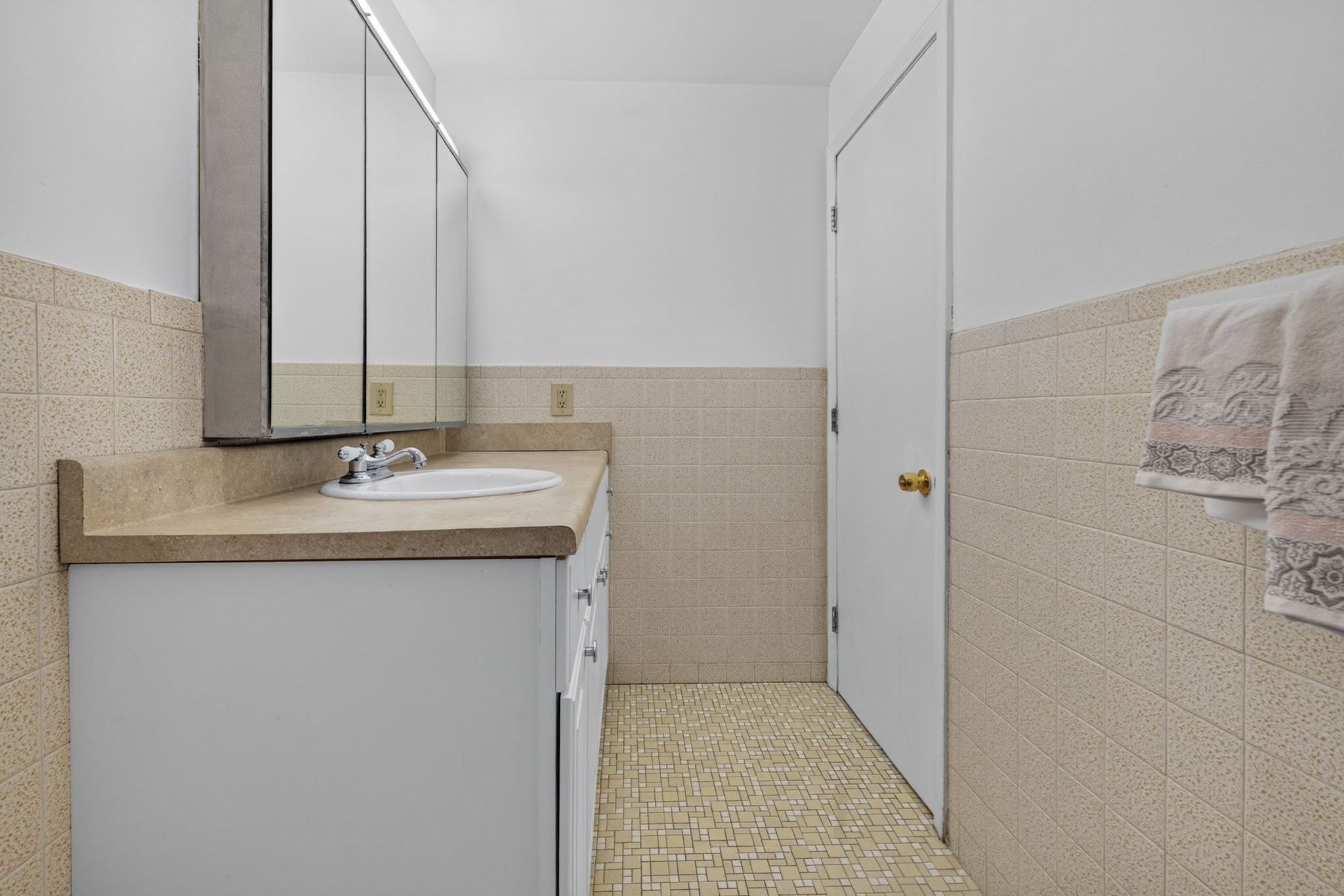 2 Greenbriar Drive # 108 Property Photo 20