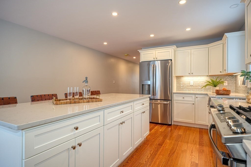 64r Brattle Street # 1 Property Photo 7