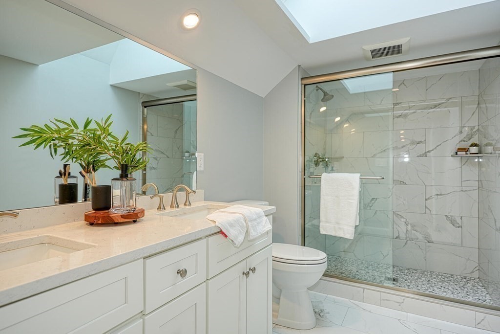 64r Brattle Street # 1 Property Photo 18