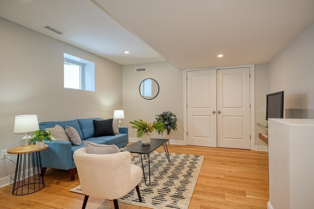 64r Brattle Street # 1 Property Photo 20