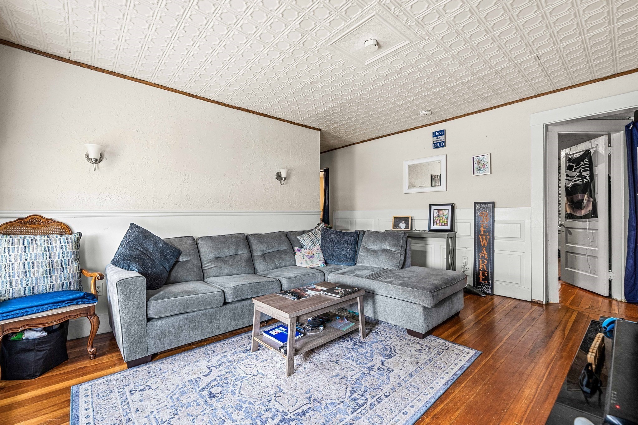 1384-1386 Gorham St Property Photo 8