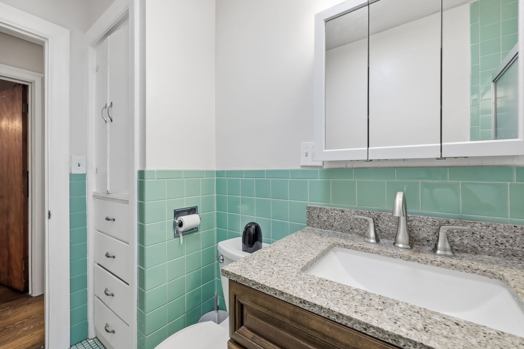 101 Court St Property Photo 19