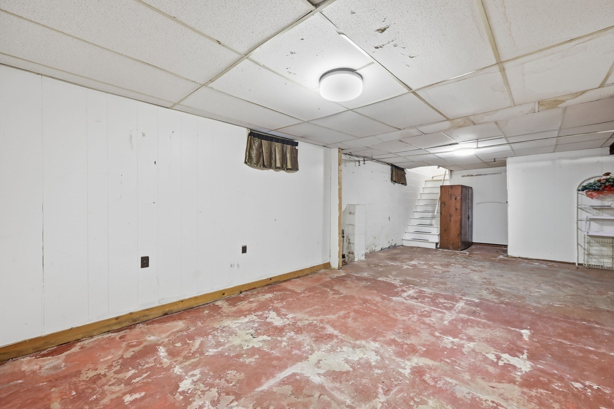 101 Court St Property Photo 25
