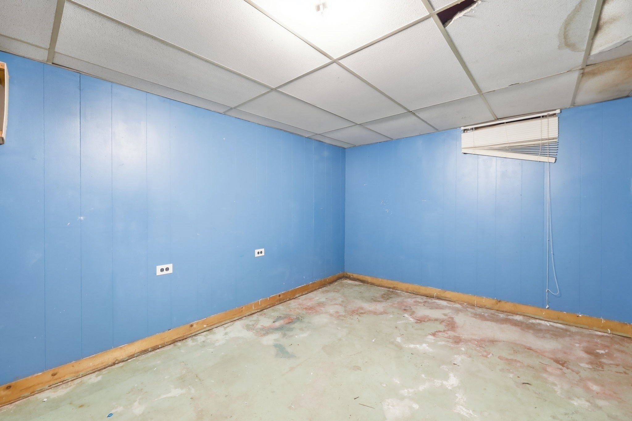 101 Court St Property Photo 26