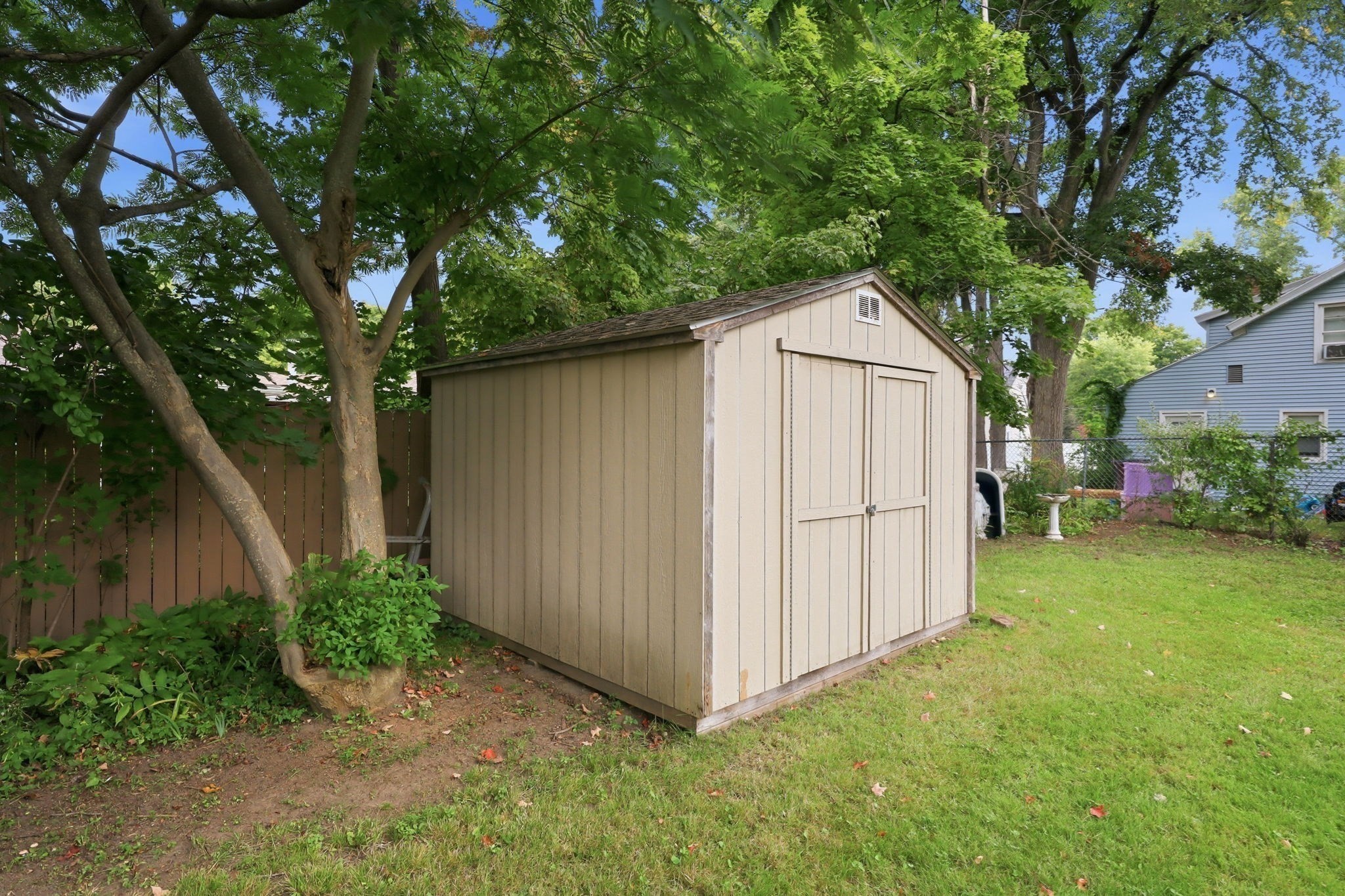 101 Court St Property Photo 33