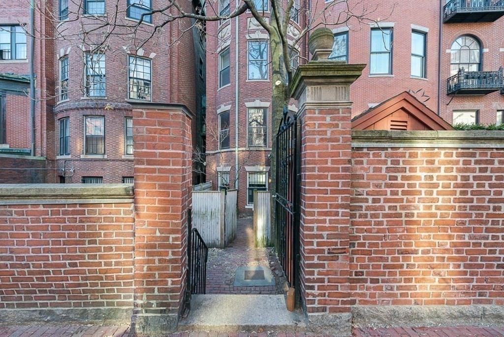405 Commonwealth Ave # 2b Property Photo 17