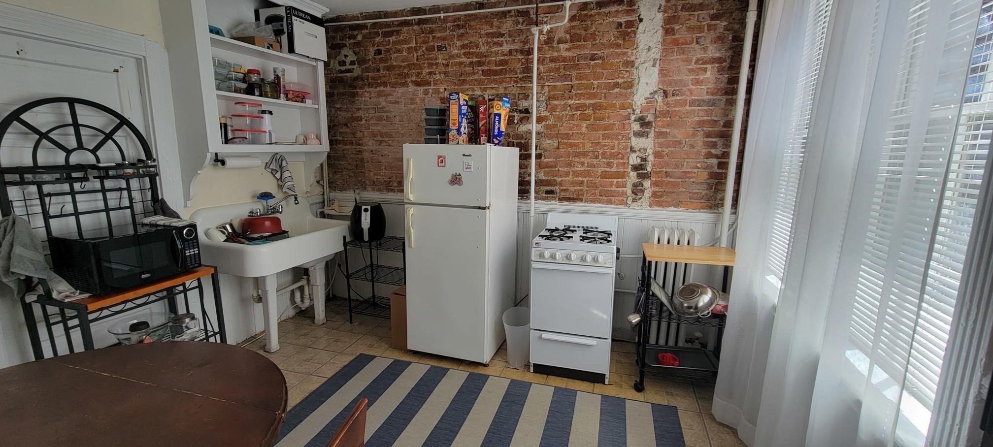 76 Myrtle St # 7 Property Photo 2