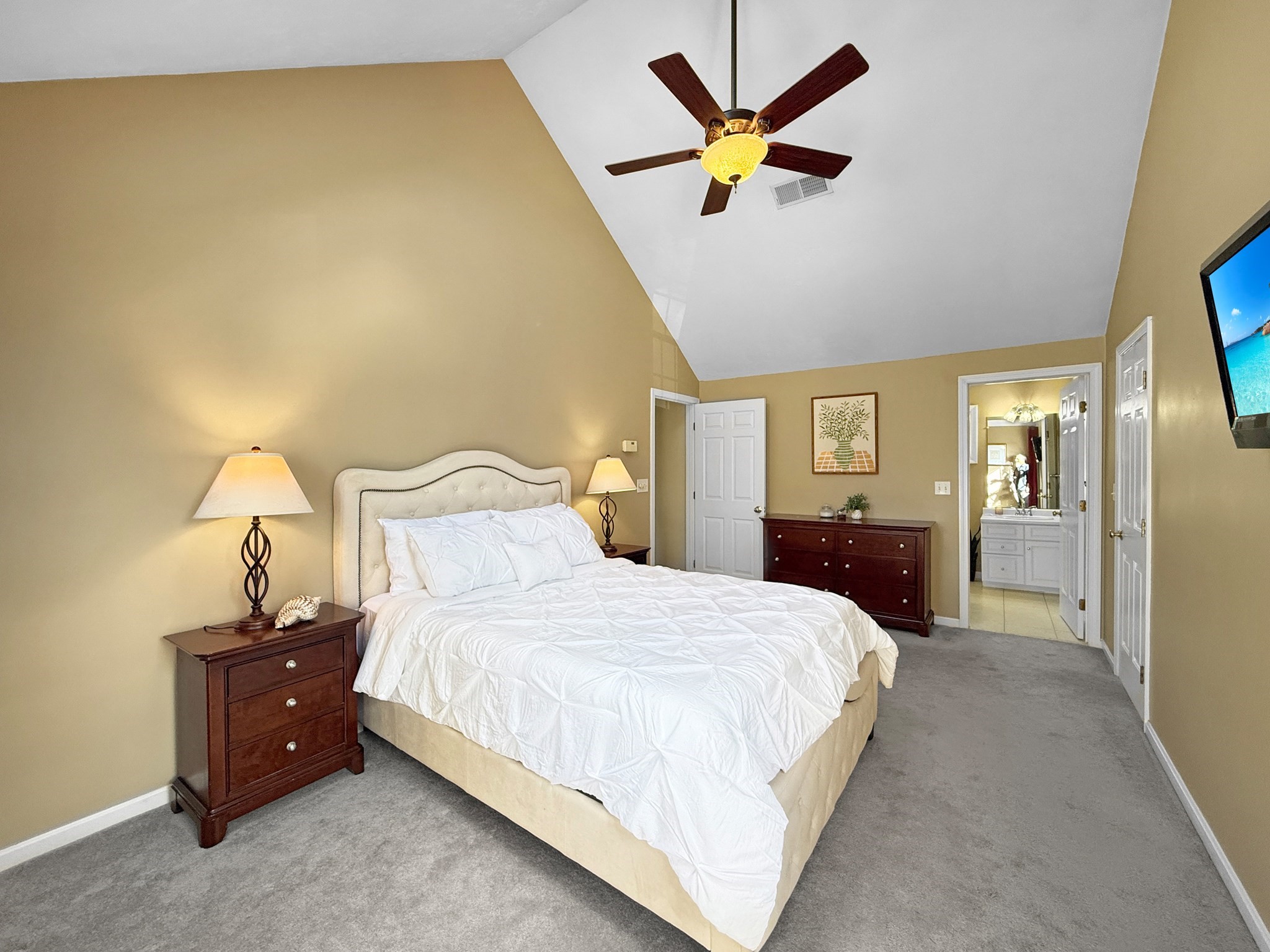 5 Swan Cir Property Photo 19
