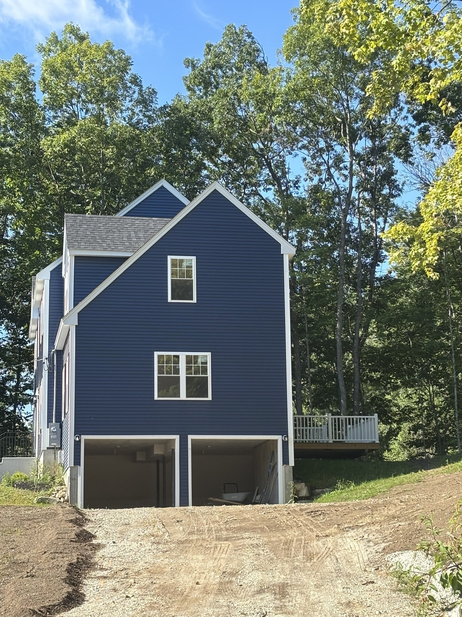 39 Hosmer St Property Photo 4