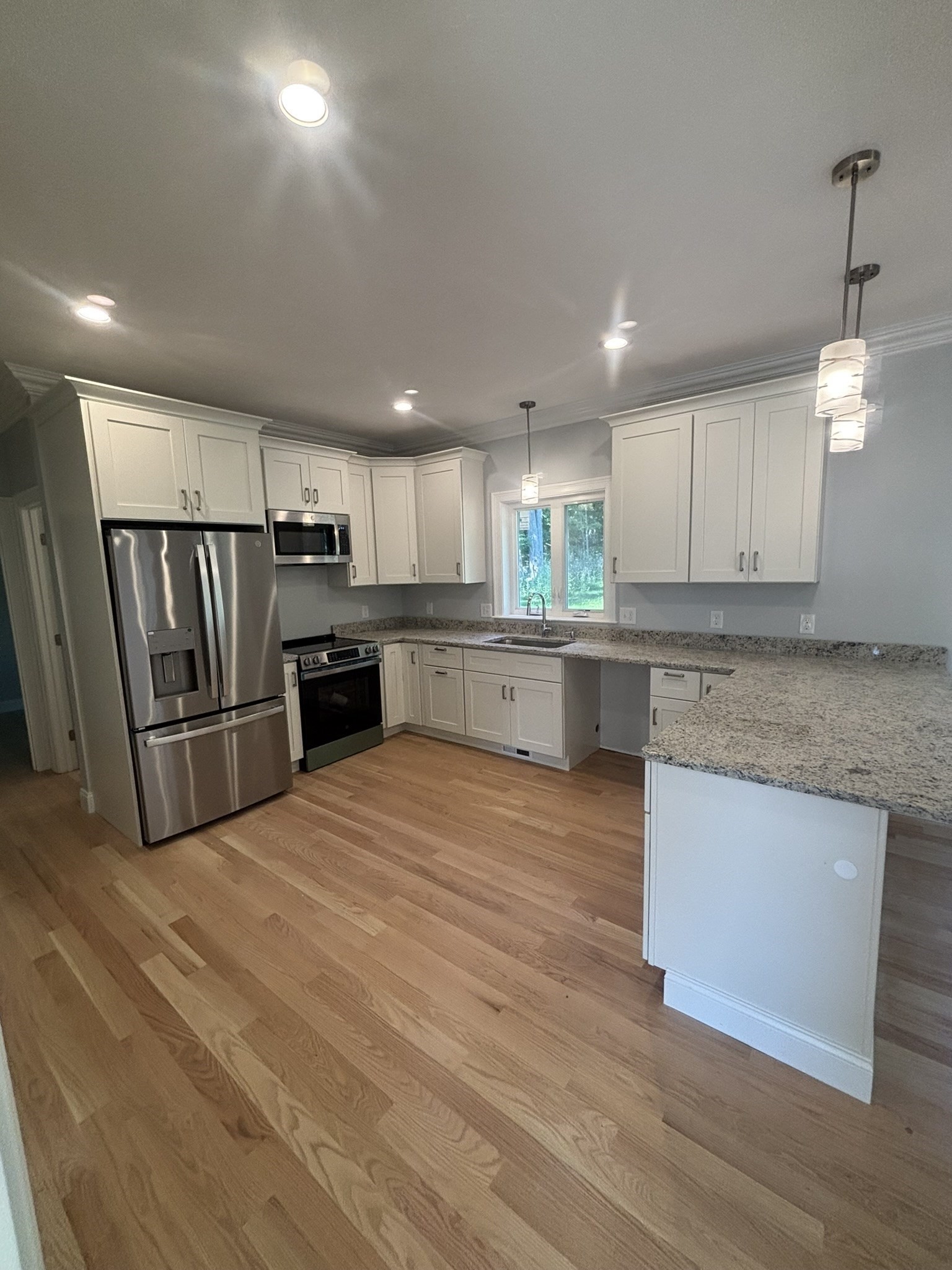 39 Hosmer St Property Photo 10