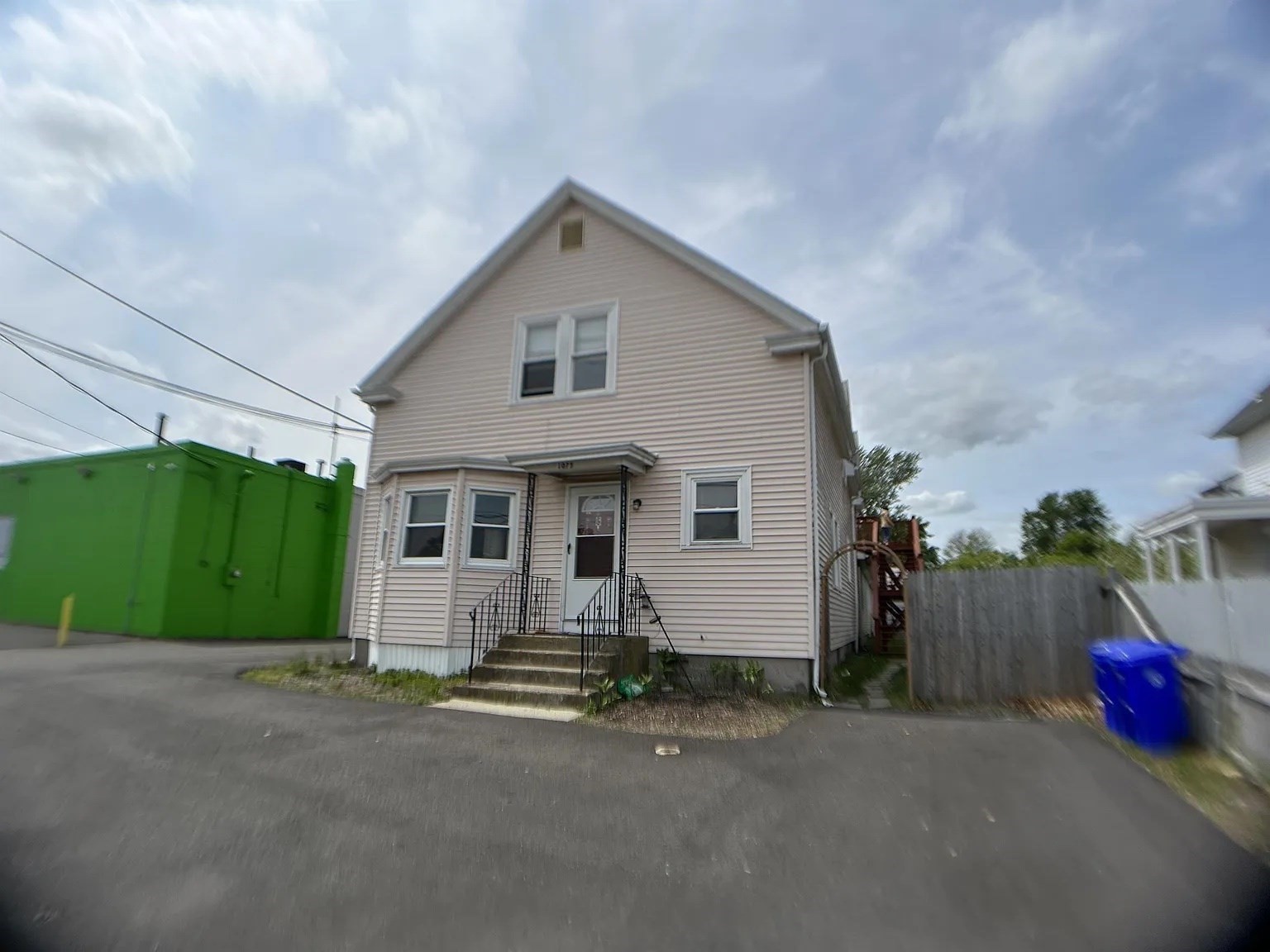 1075 Washington St # 5 Property Photo 1