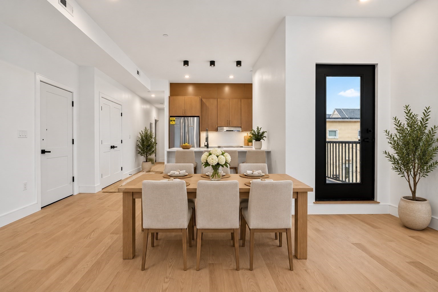 13 Clyde St # B Property Photo 2