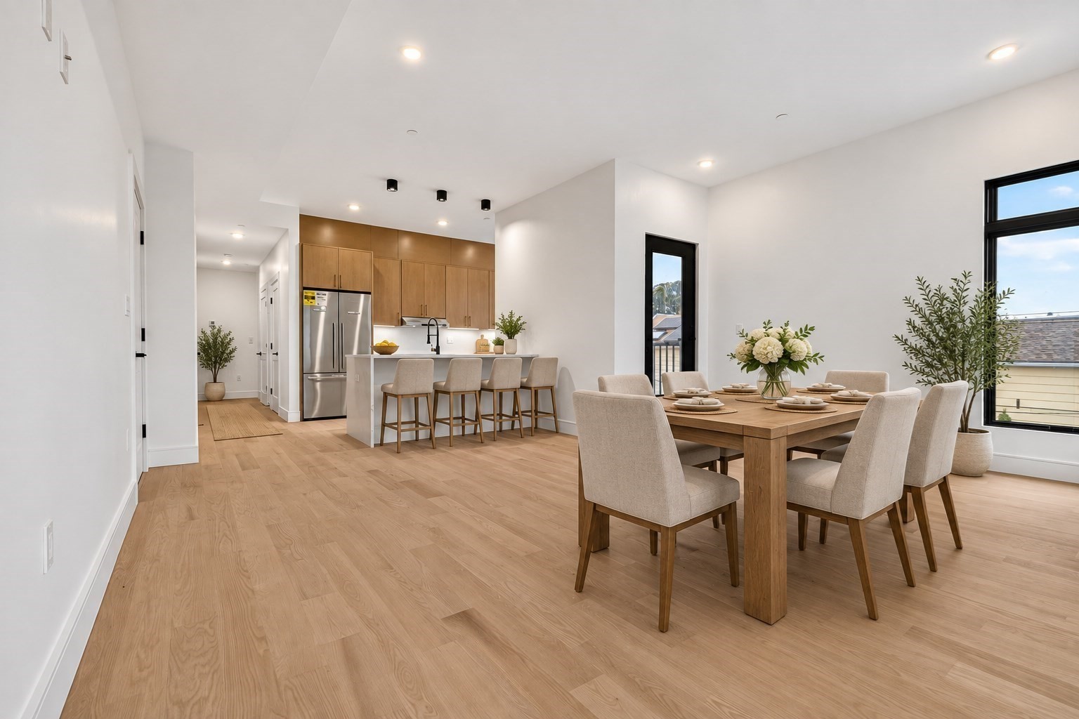 13 Clyde St # B Property Photo 3