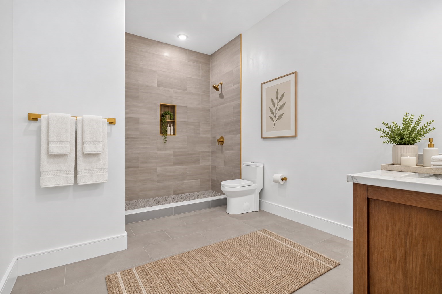13 Clyde St # B Property Photo 11