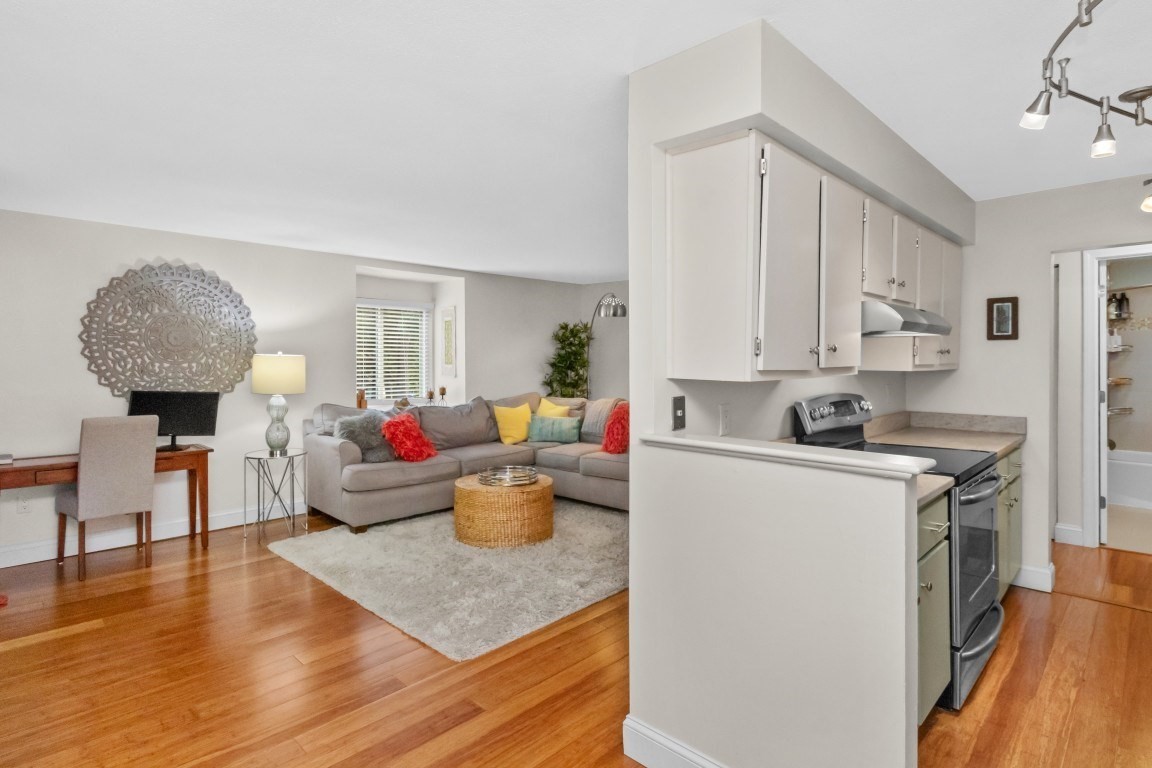 2 Beals Cove Rd # K Property Photo 7