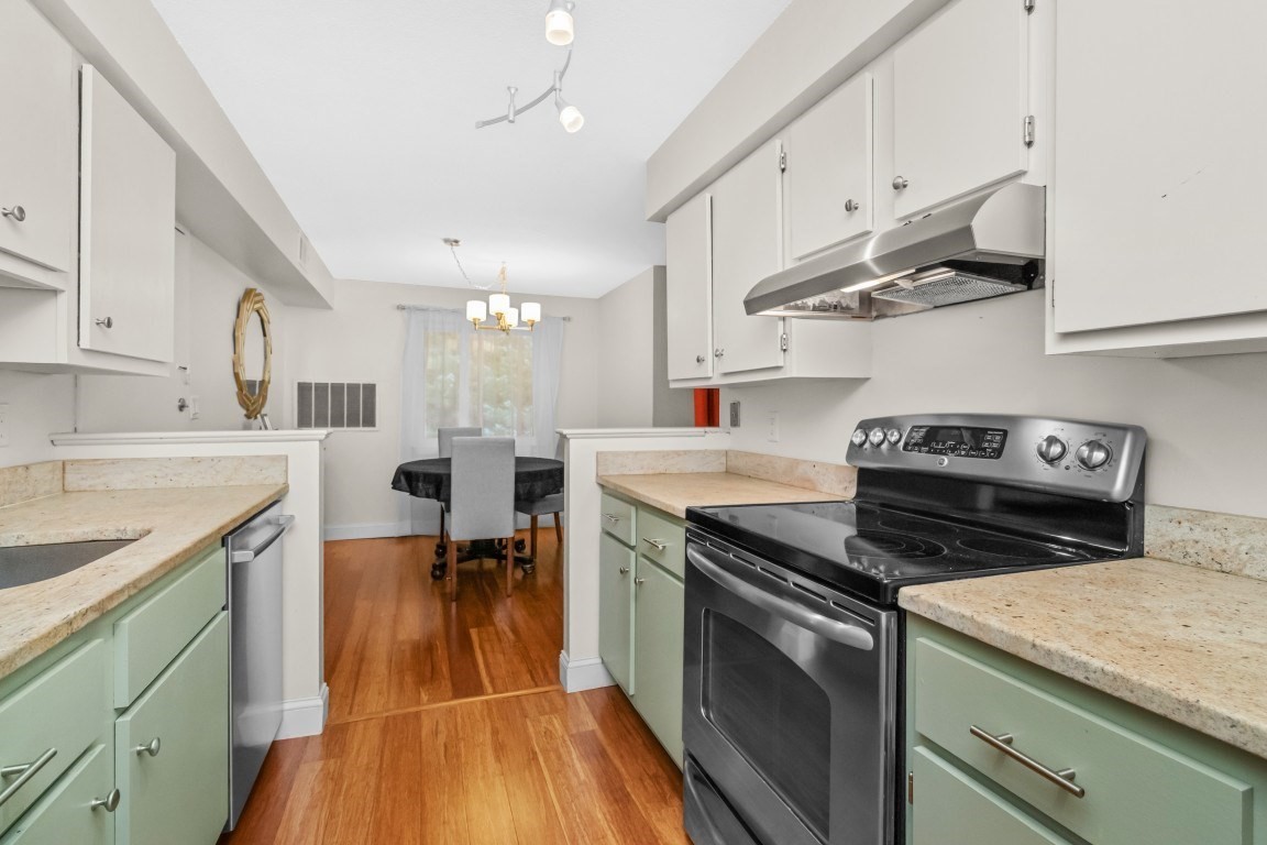 2 Beals Cove Rd # K Property Photo 8