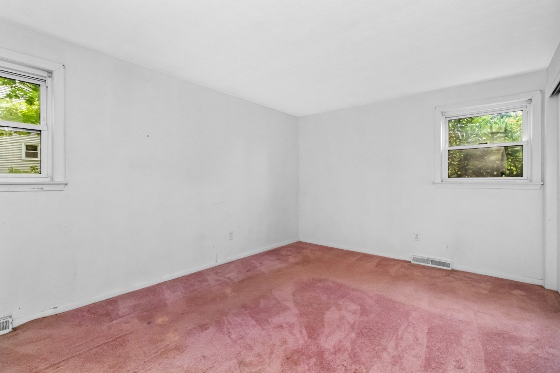 21 Horan Way Property Photo 8