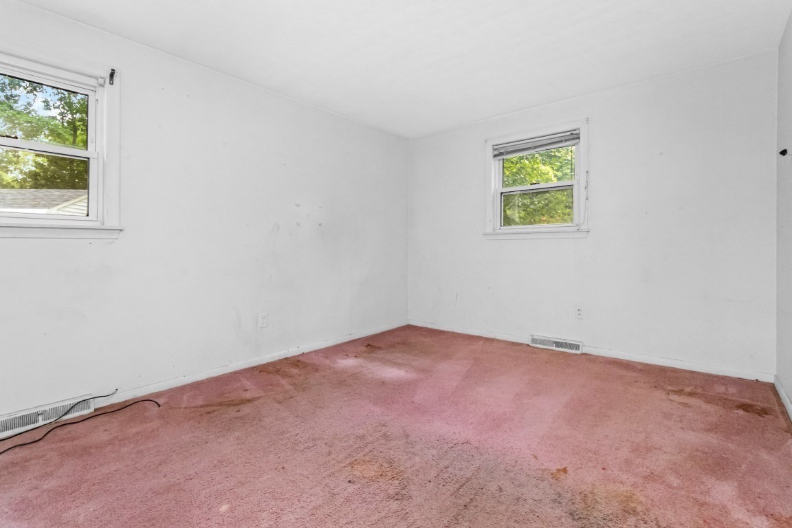 21 Horan Way Property Photo 9