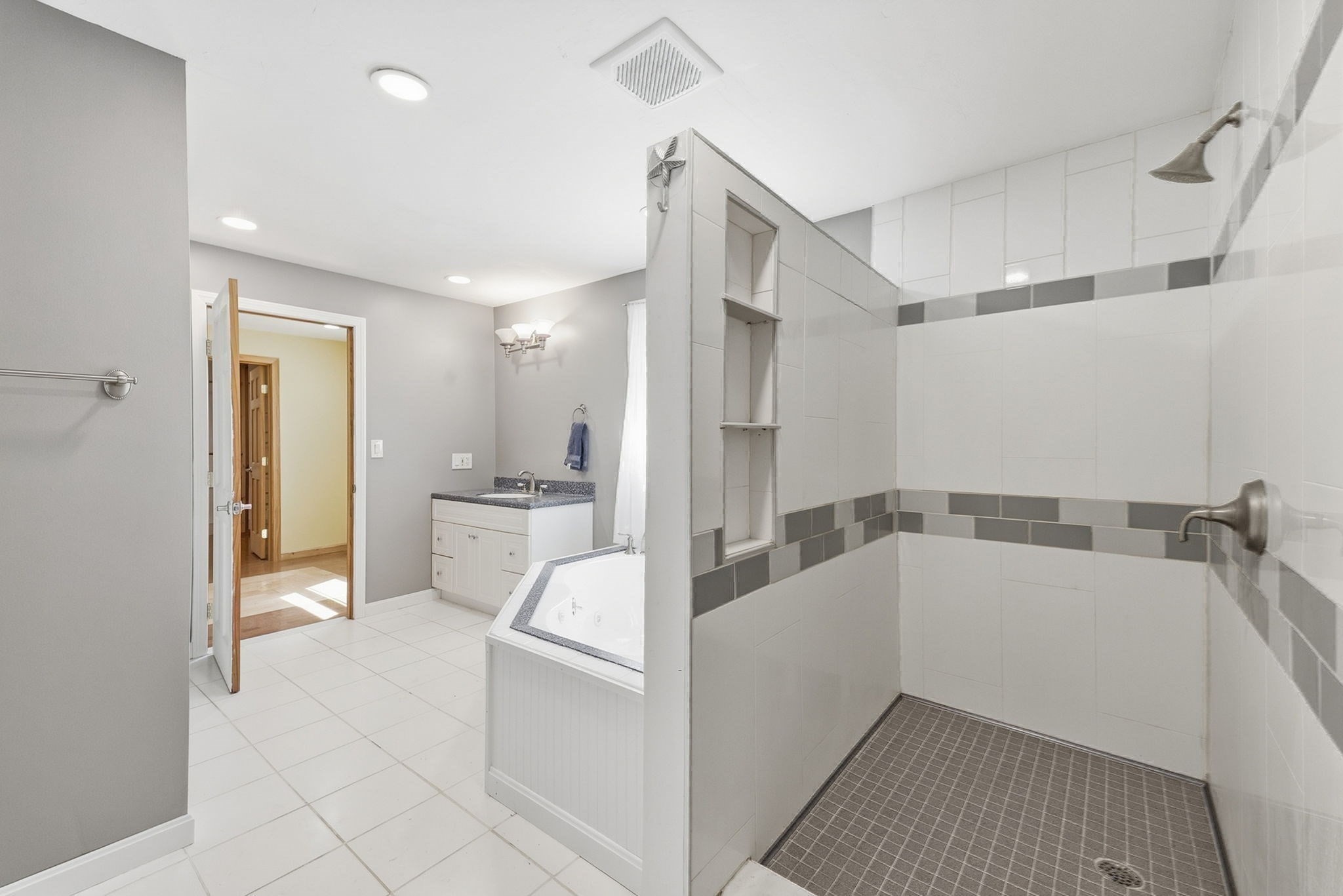 27 Ansie Road Property Photo 31