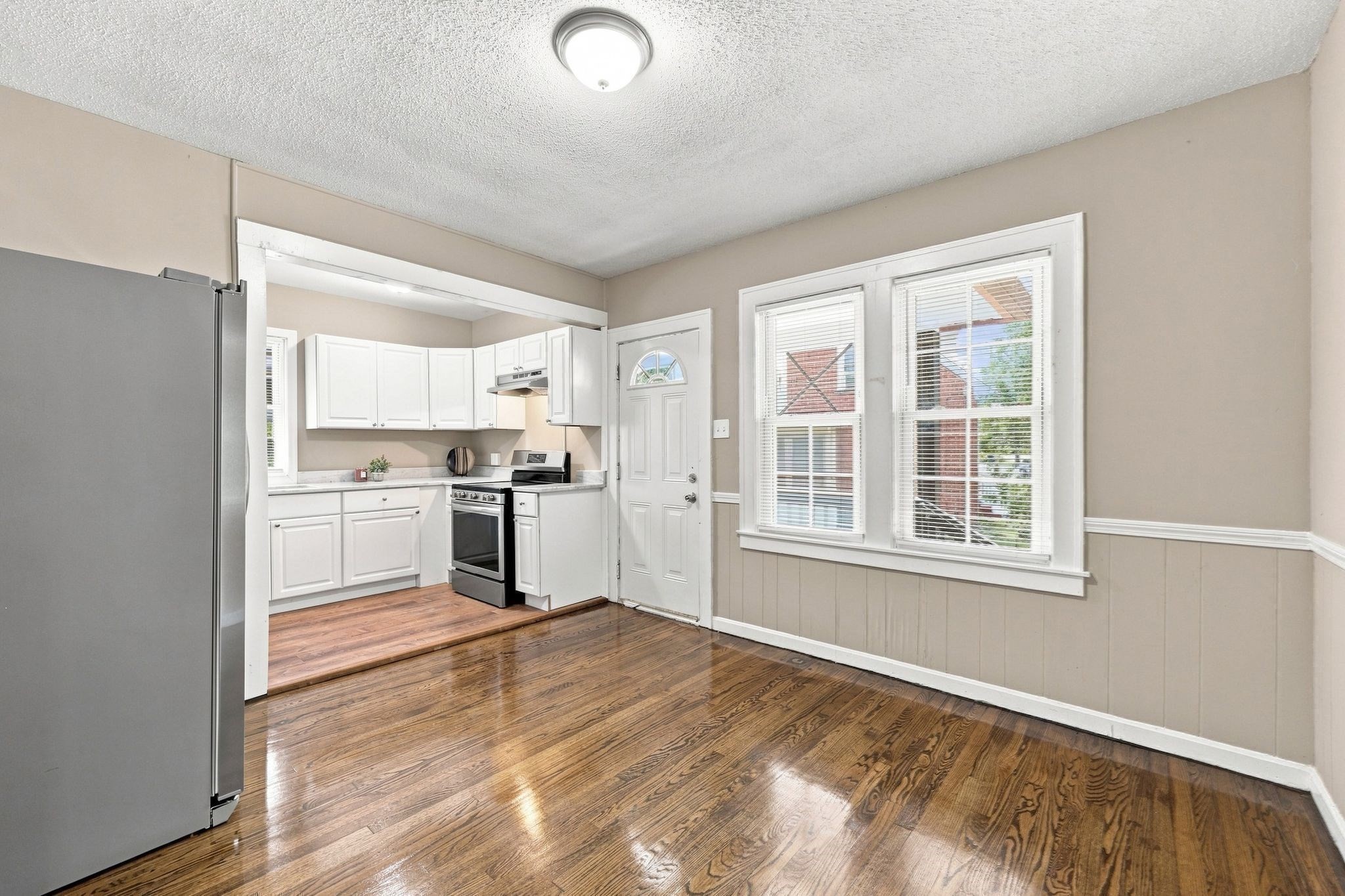 133 Parker St Property Photo 10