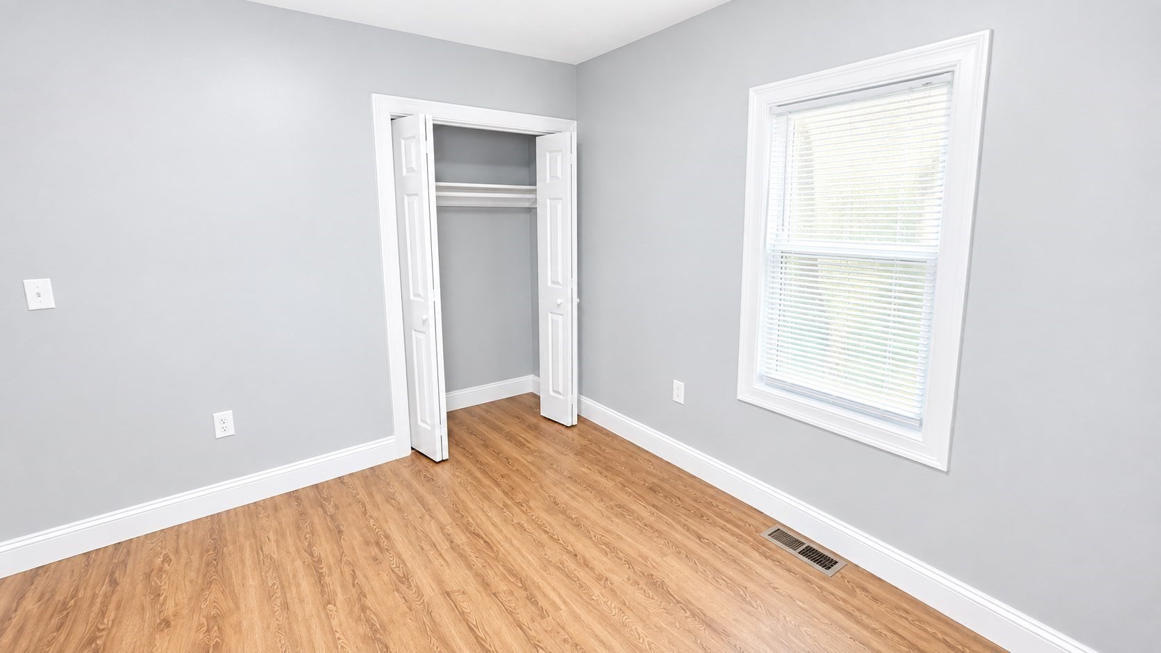 971 Washington St # 1 Property Photo 6