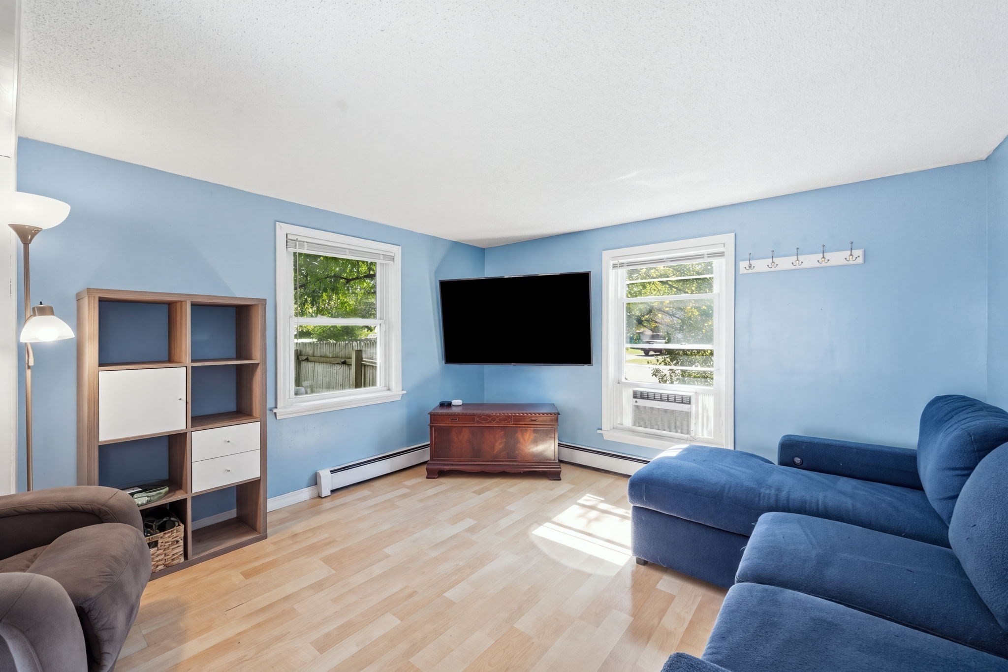 380 Plumtree Rd Property Photo 4