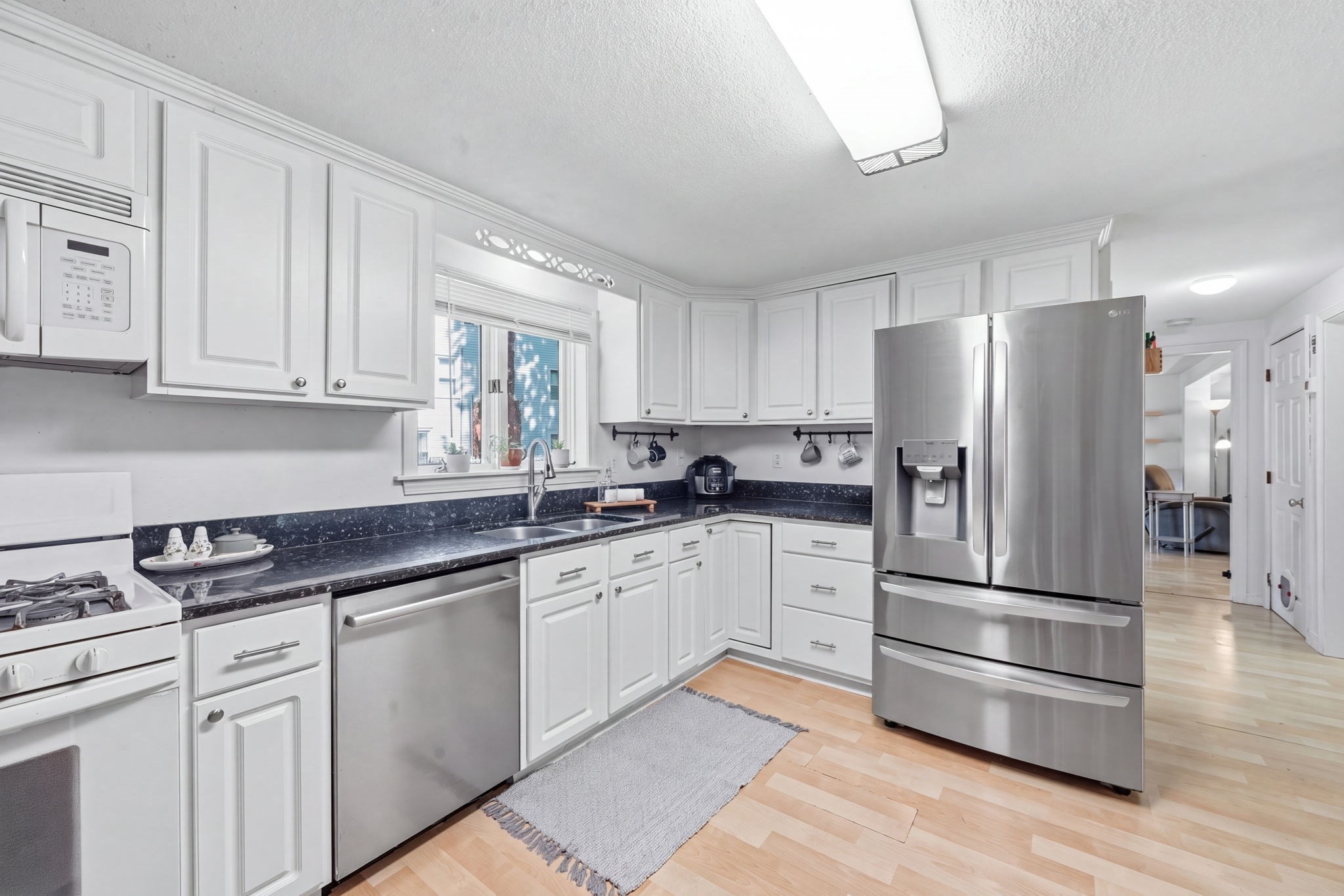 380 Plumtree Rd Property Photo 12