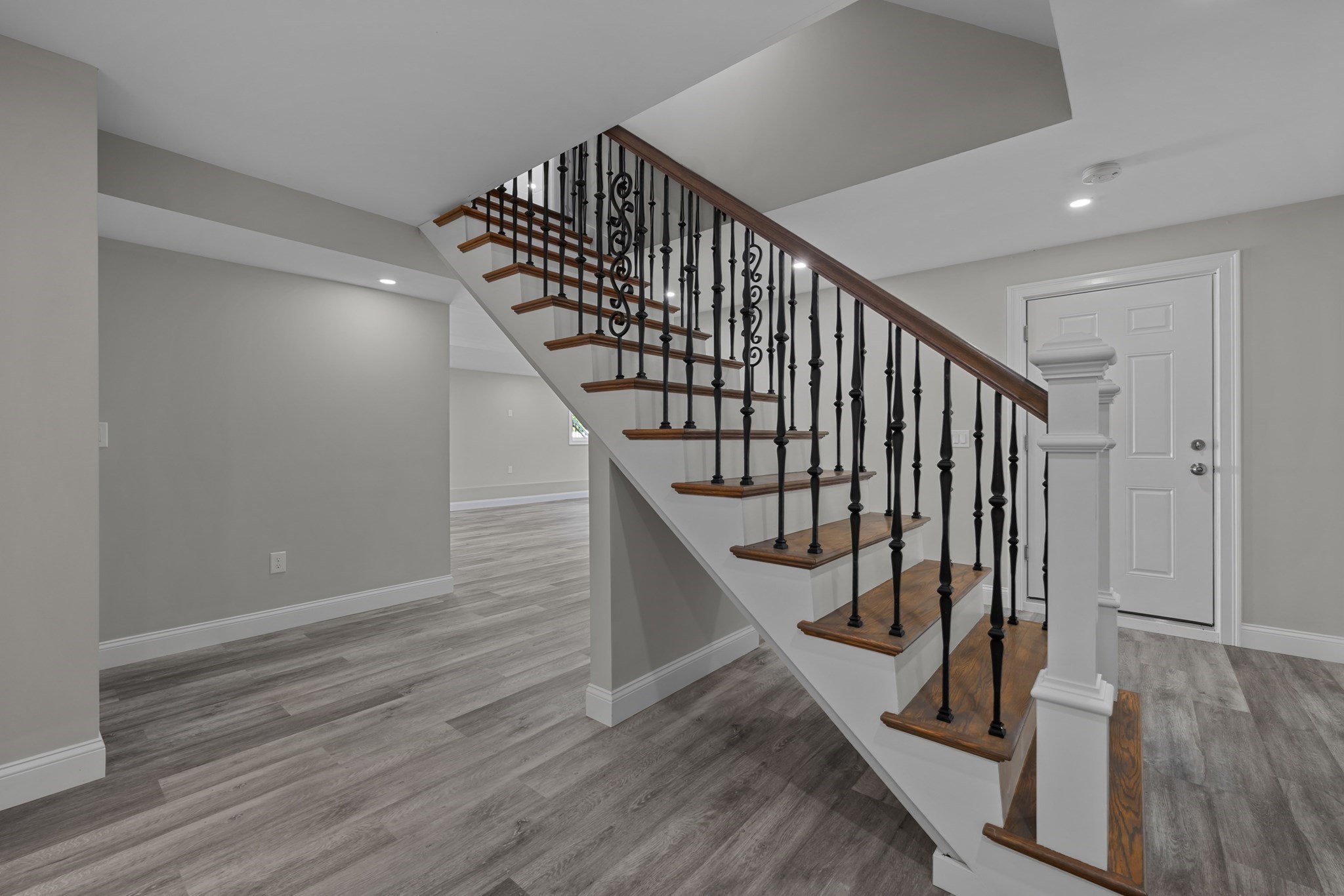603 South Street Property Photo 30