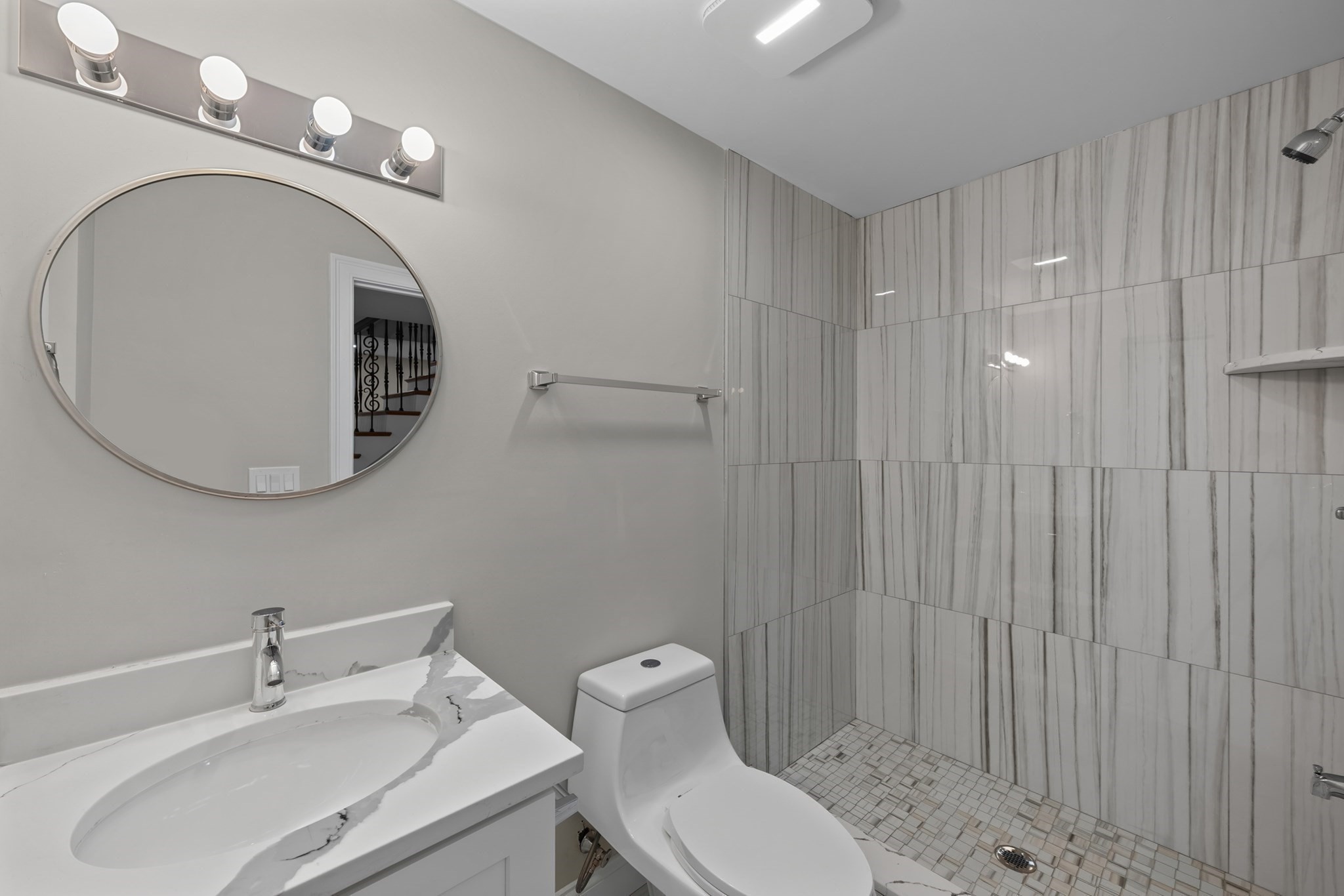 603 South Street Property Photo 32