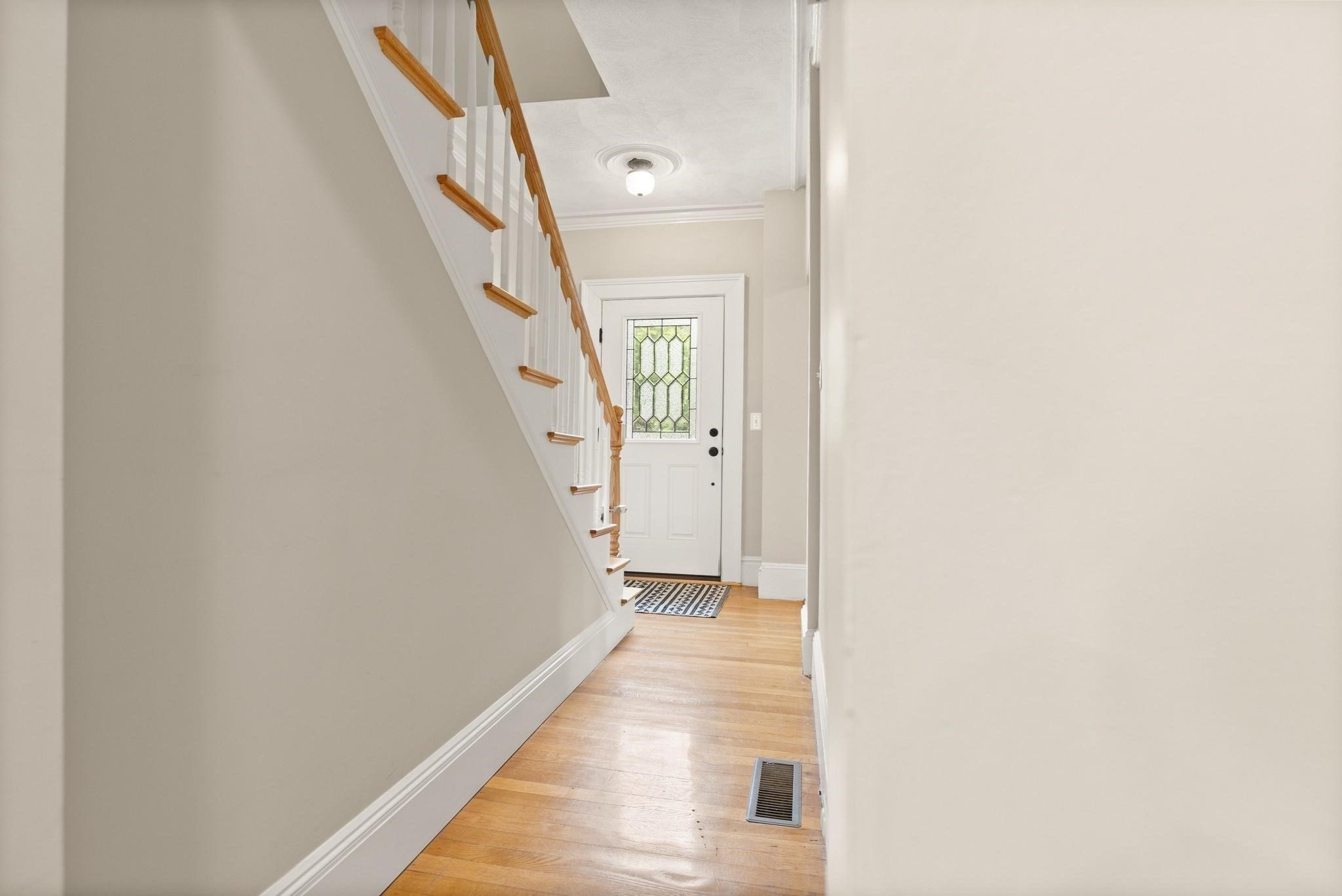 258 Cross St Property Photo 11