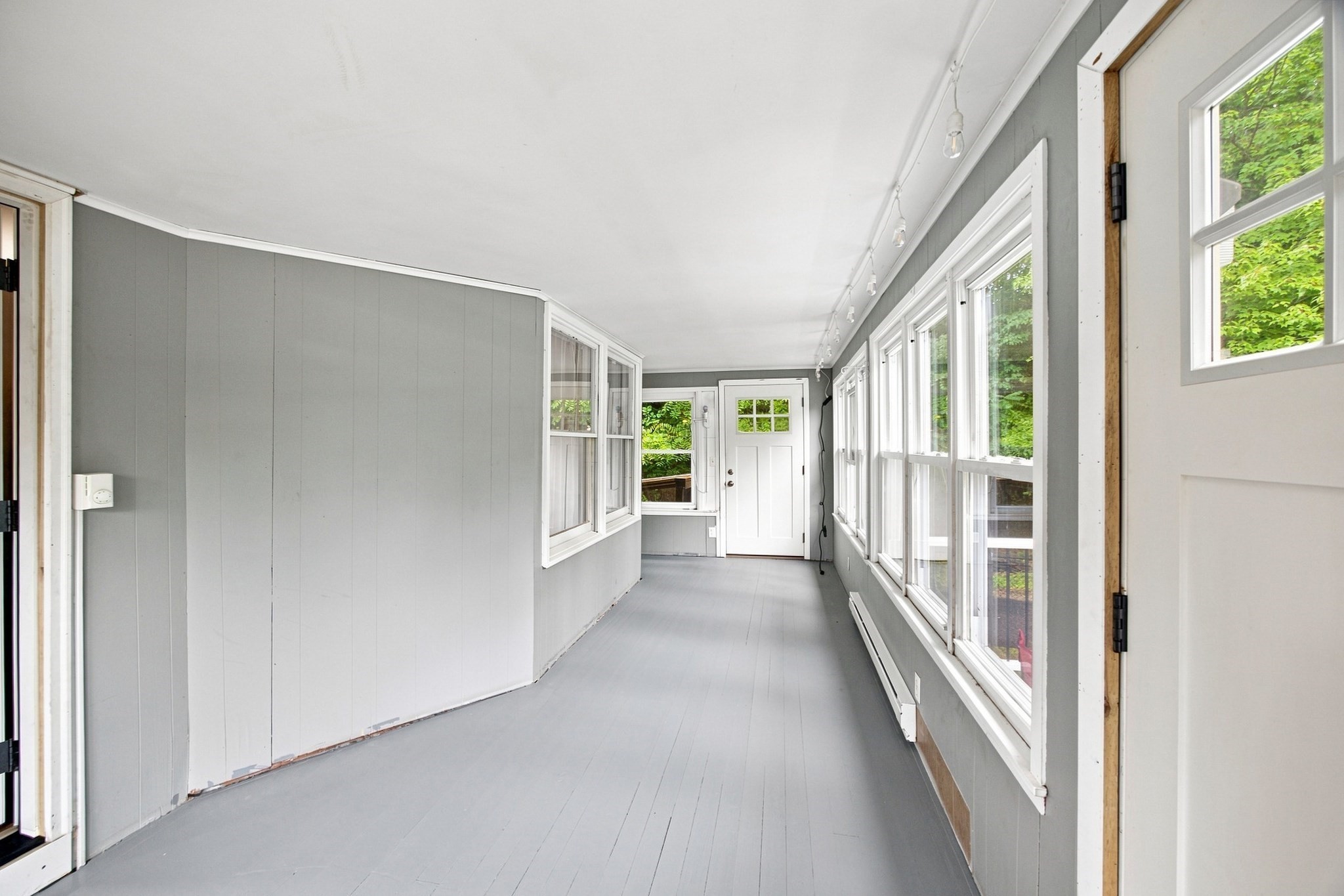 96 Granby Rd Property Photo 6
