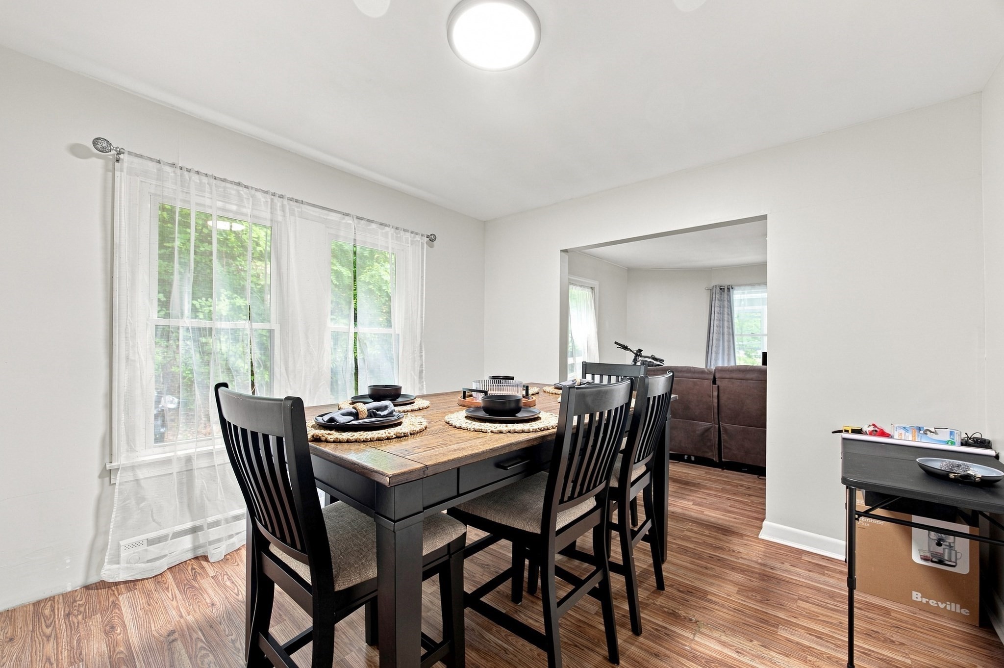 96 Granby Rd Property Photo 11