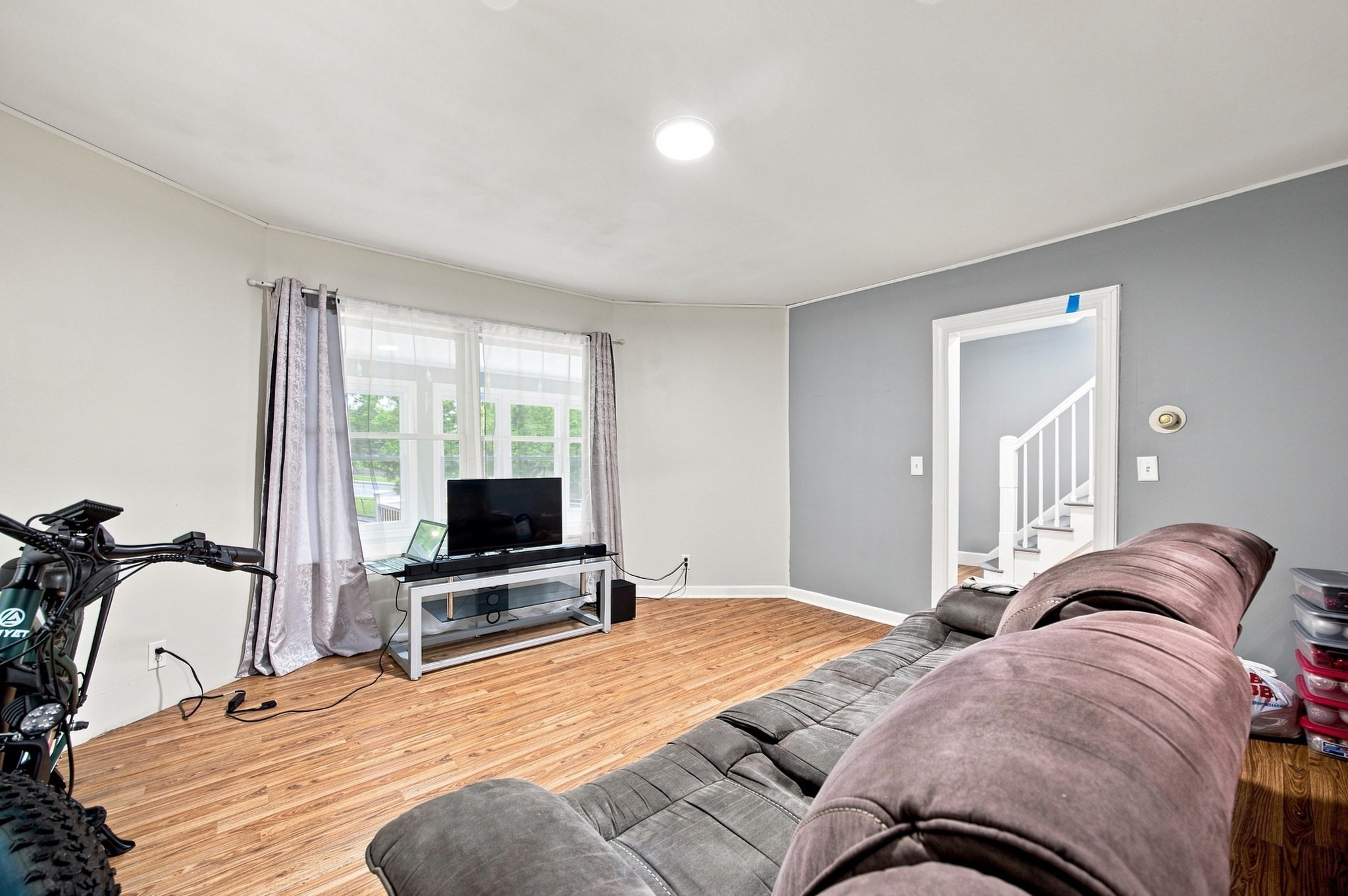 96 Granby Rd Property Photo 13