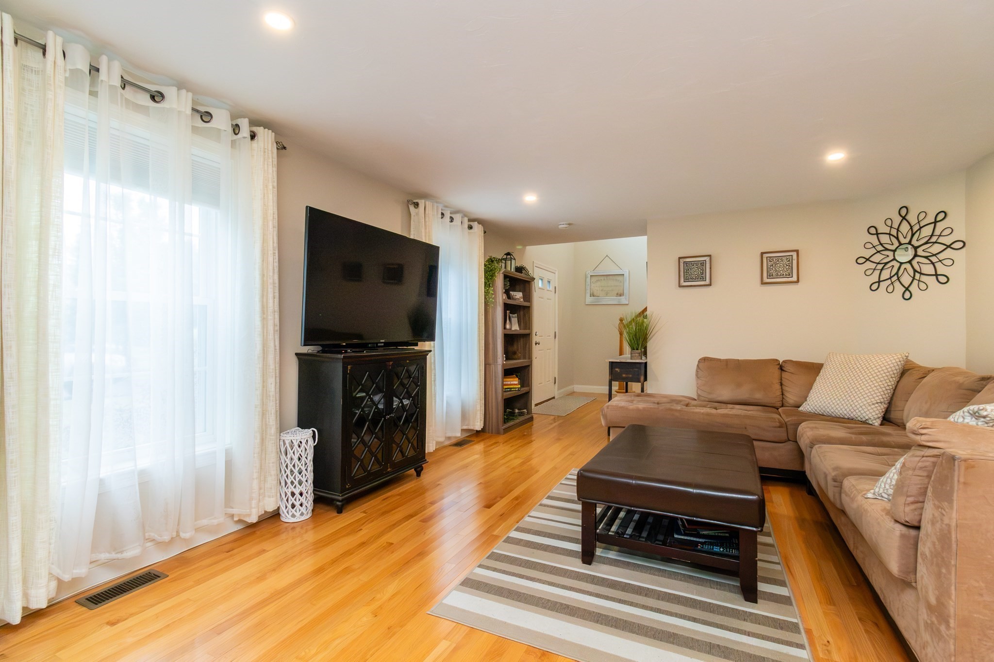 391 Franklin St # 2 Property Photo 8