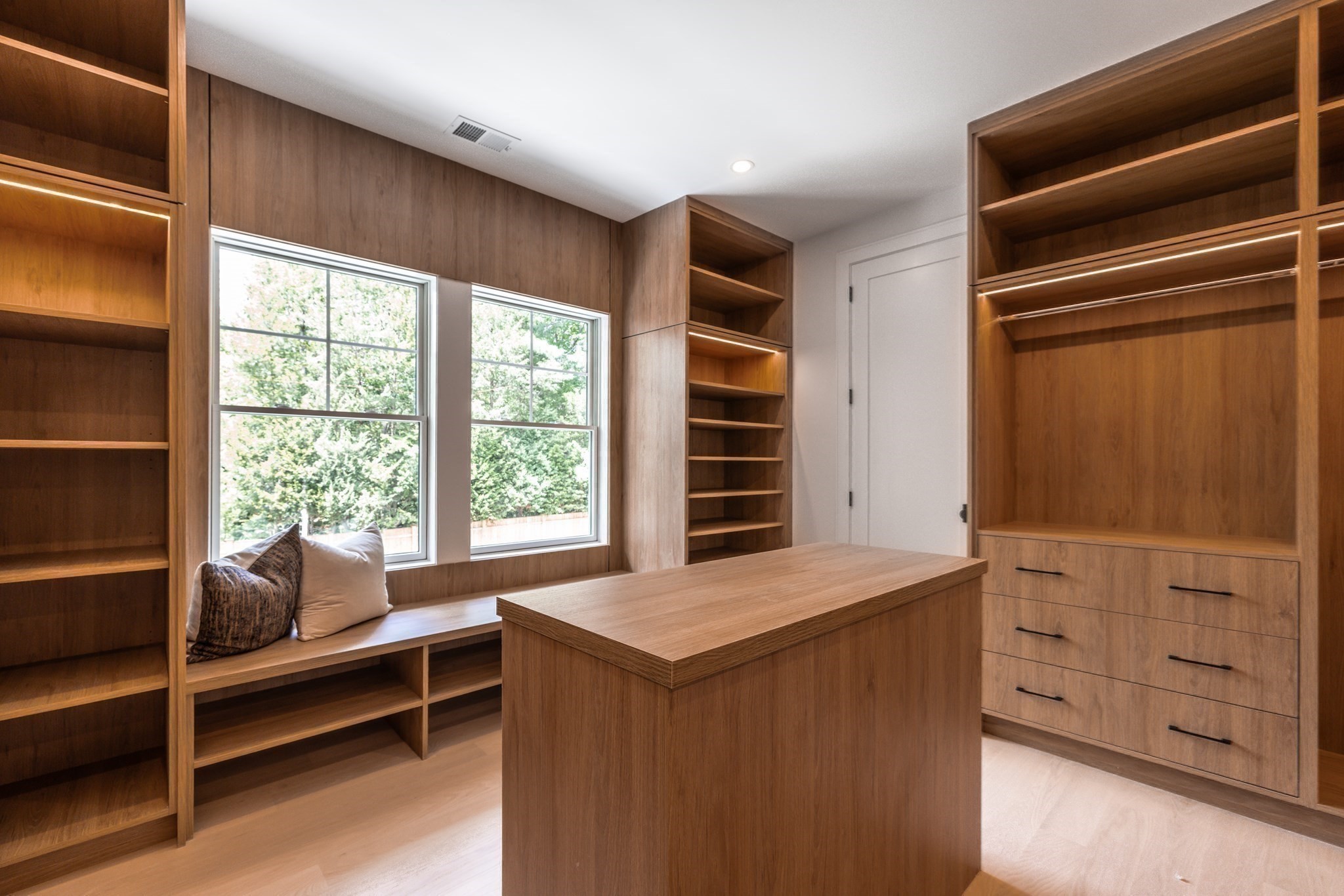 101 Alban Road Property Photo 20