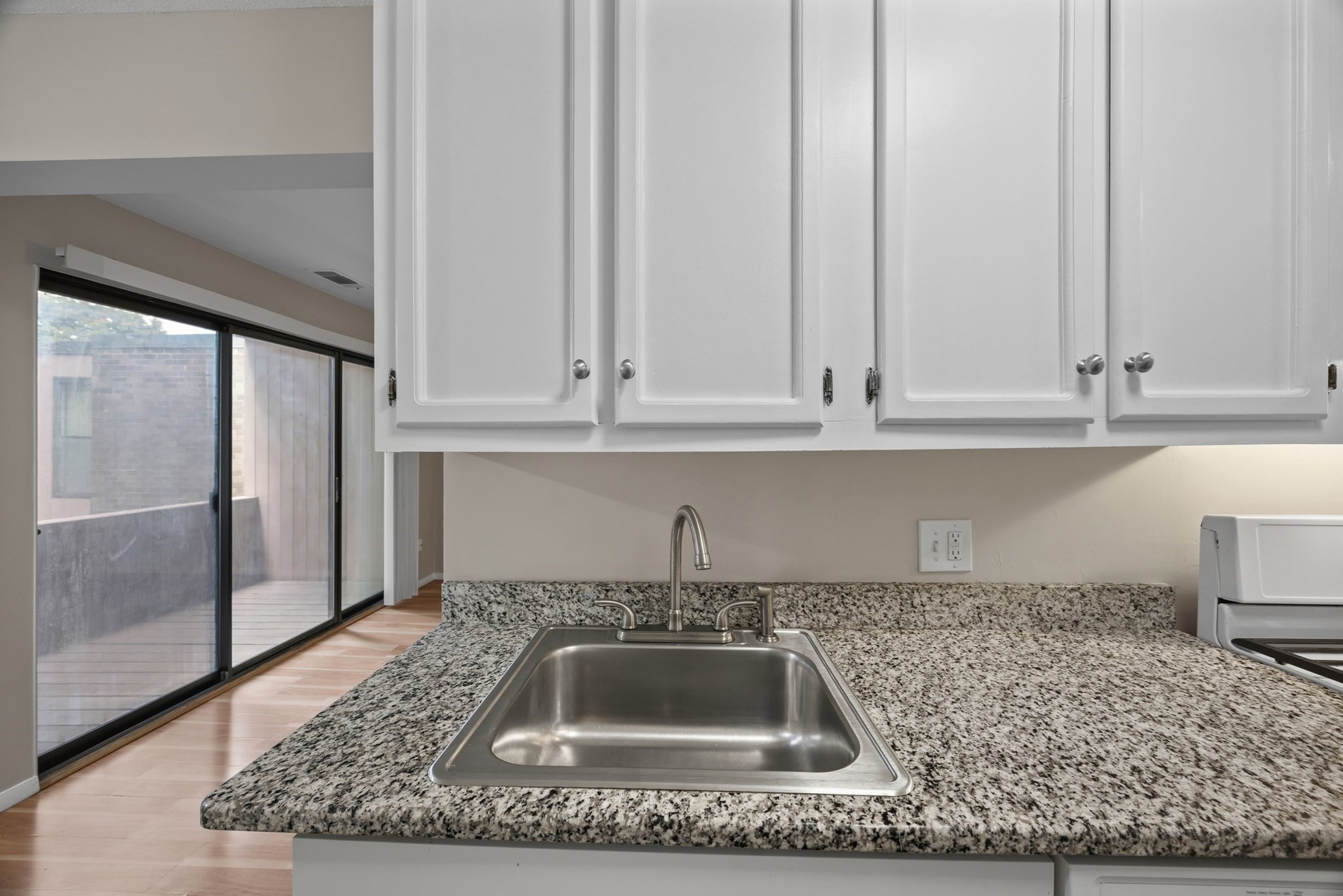 10 Shrewsbury Green Dr # I Property Photo 10
