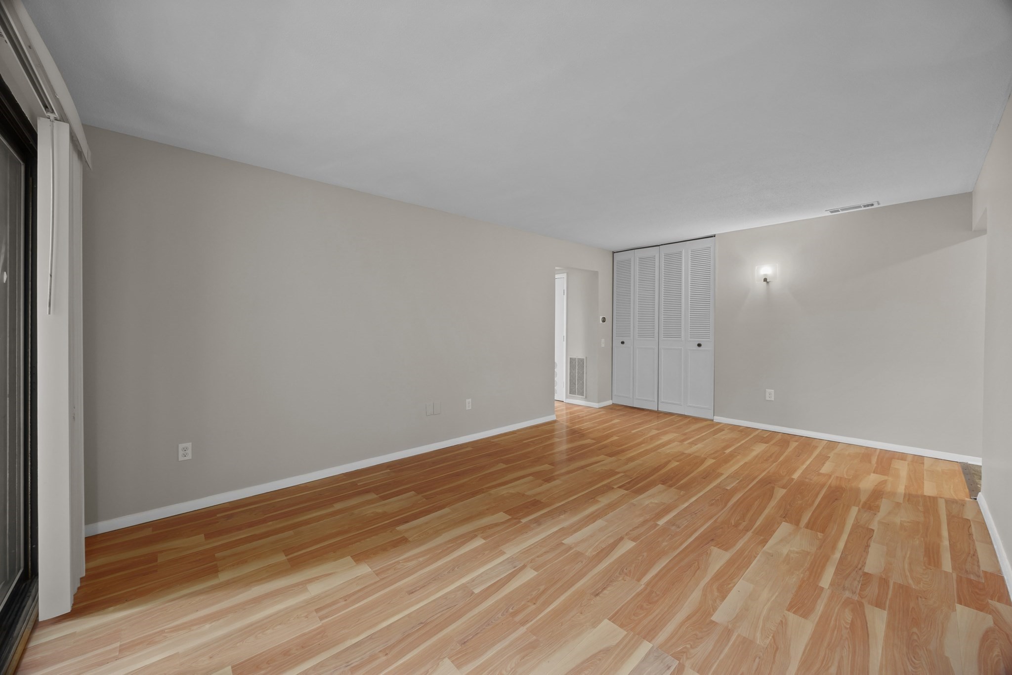 10 Shrewsbury Green Dr # I Property Photo 12