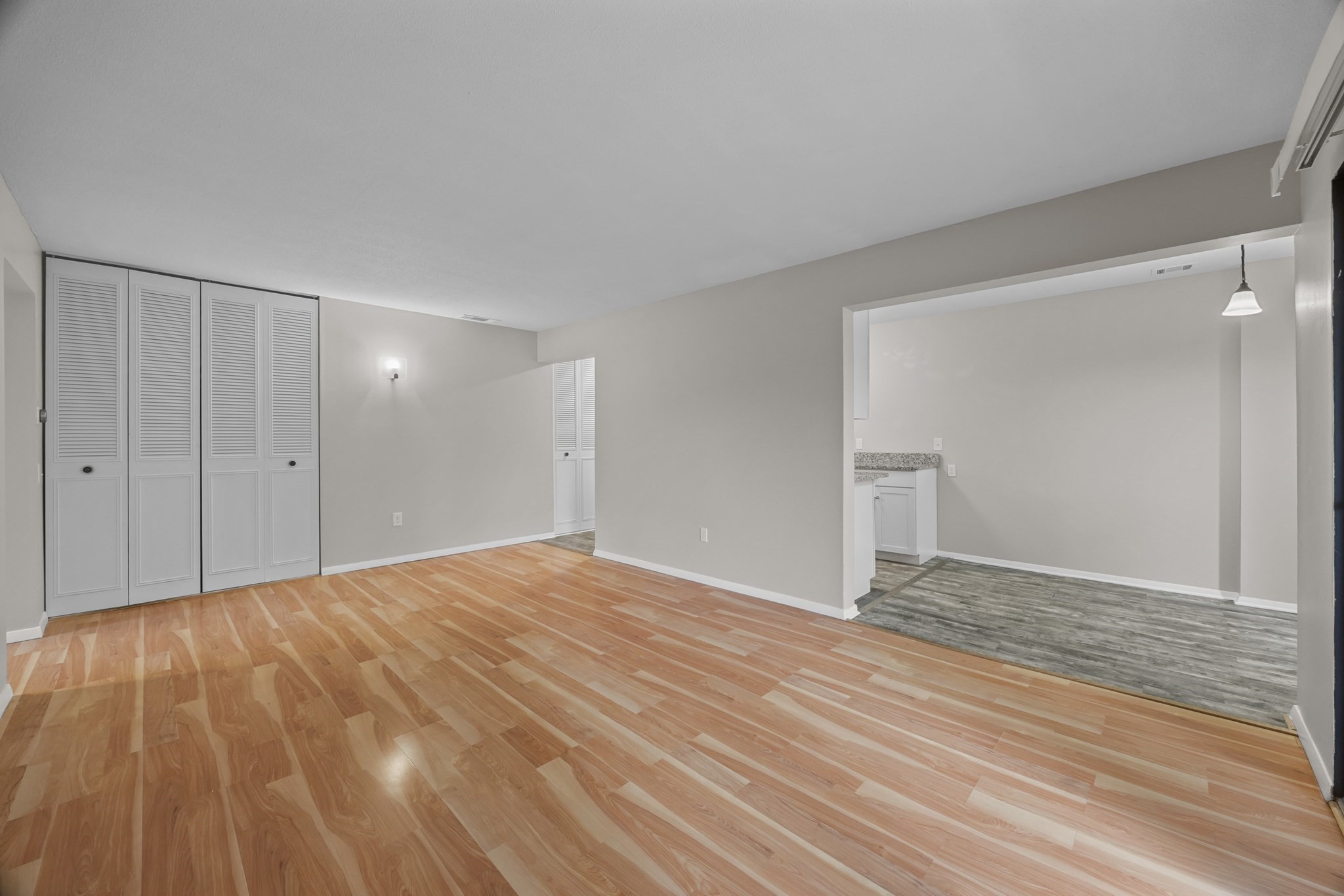 10 Shrewsbury Green Dr # I Property Photo 13